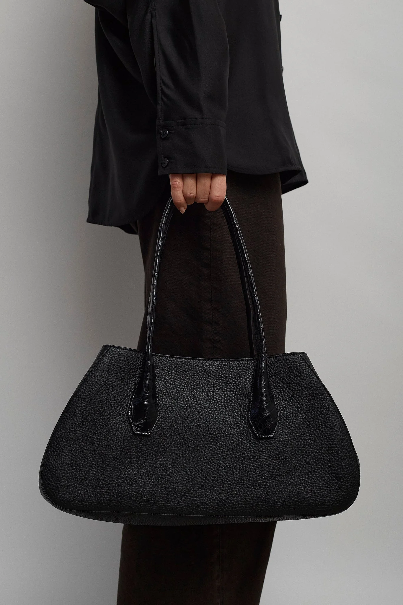 Alger contrast leather shoulder bag - Image 6