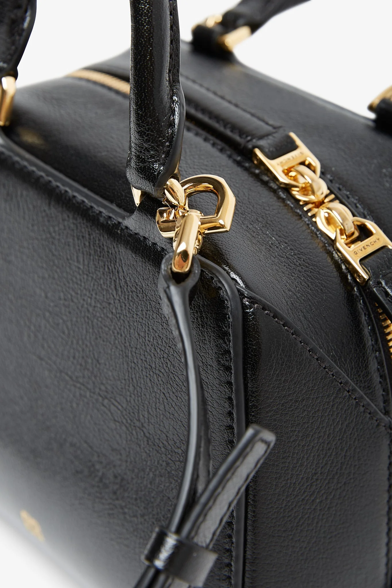 Antigona Cube nano black bag - Image 5