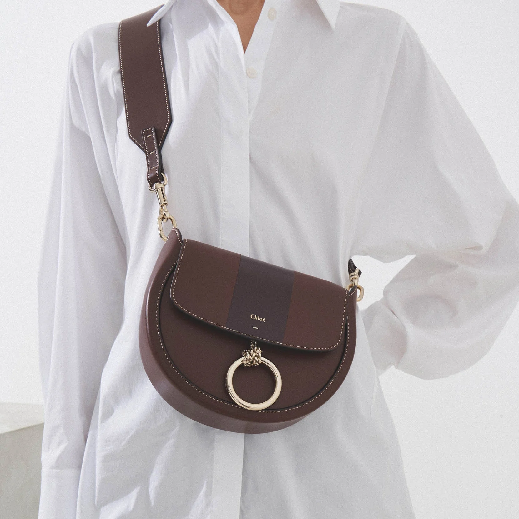 Arlene brown leather crossbody bag - Image 7