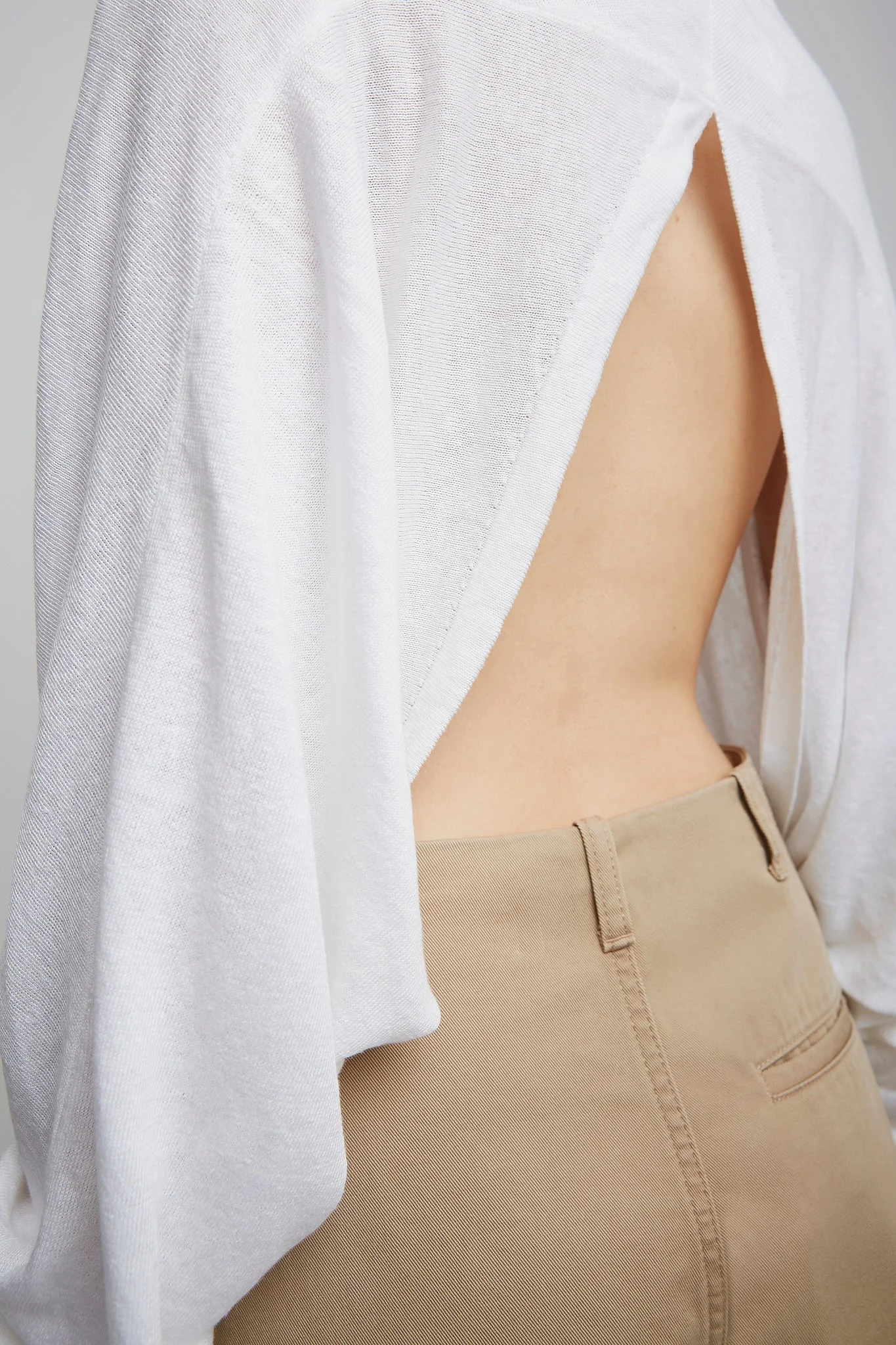 Batwing white jumper - Image 4