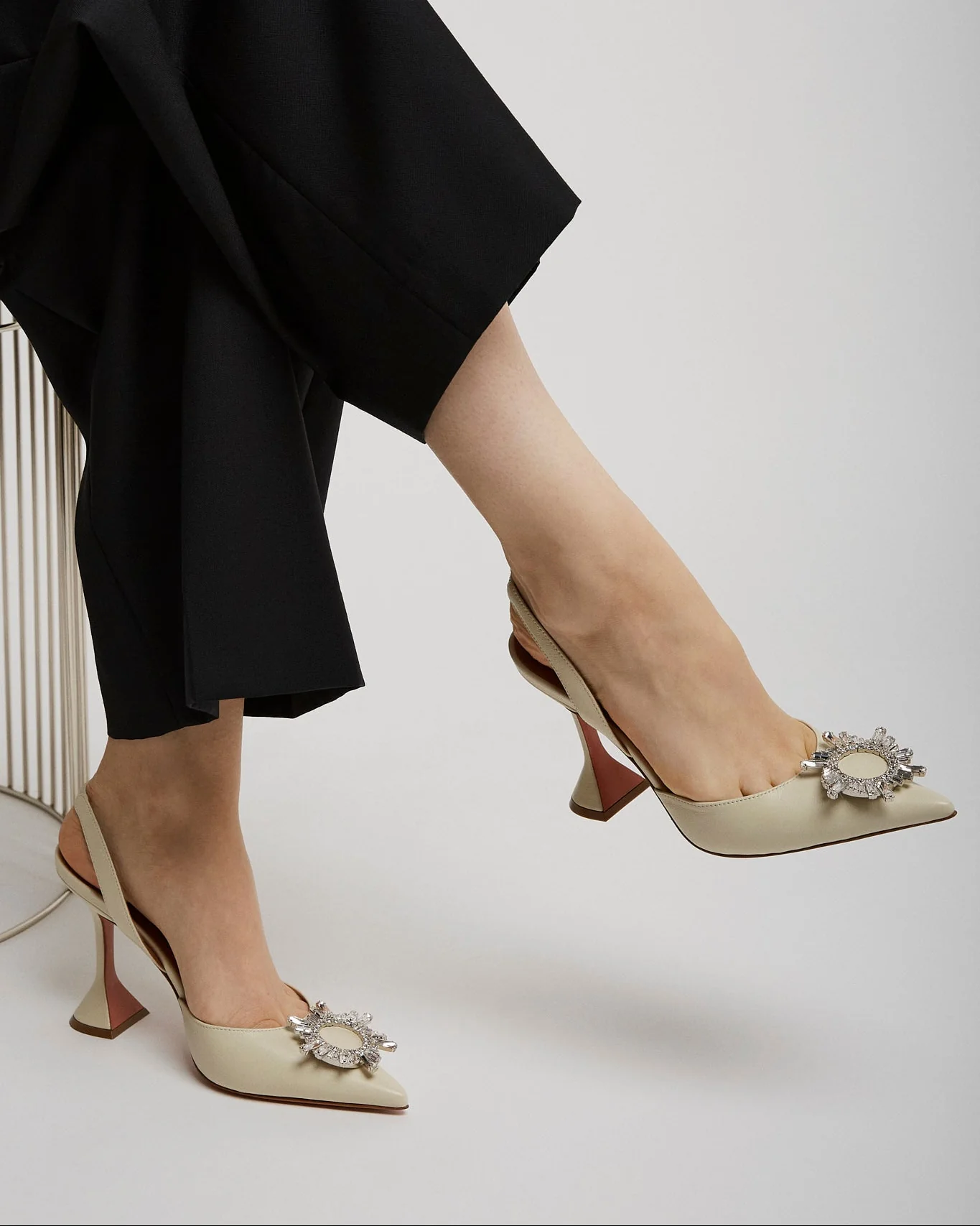 Begum 95 white leather slingbacks - Image 2
