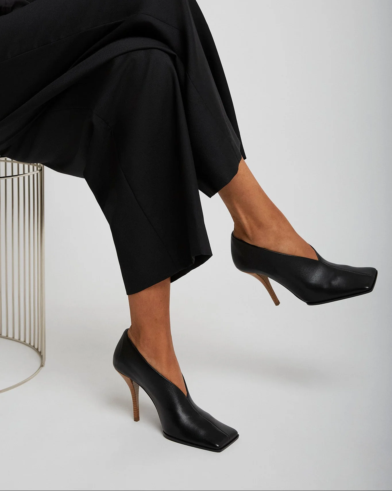 Black 90 leather pumps - Image 2