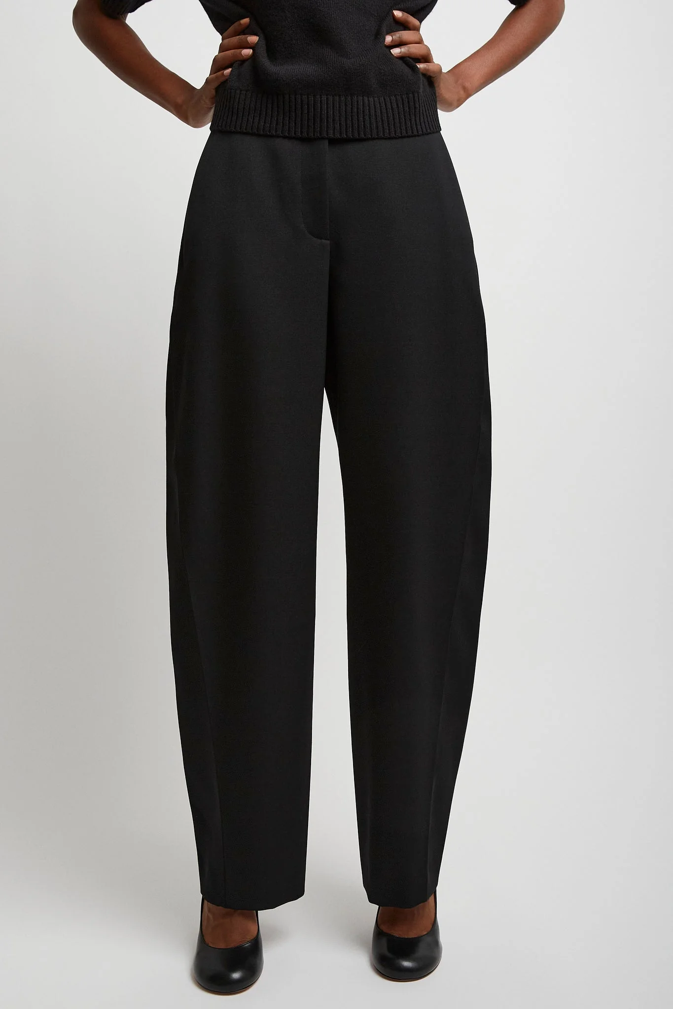 Black cocoon pants - Image 3