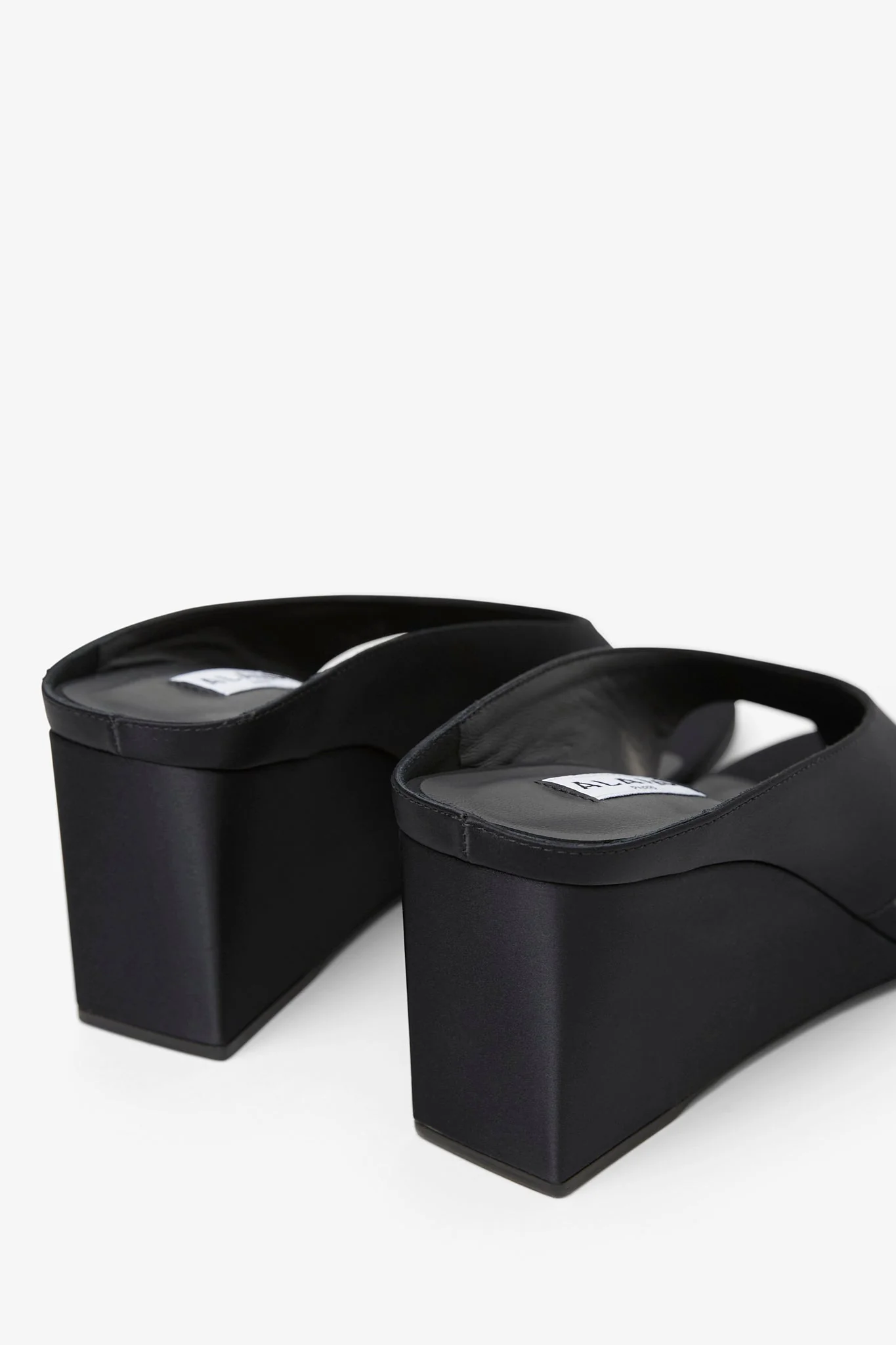 Cube thong satin mules - Image 4