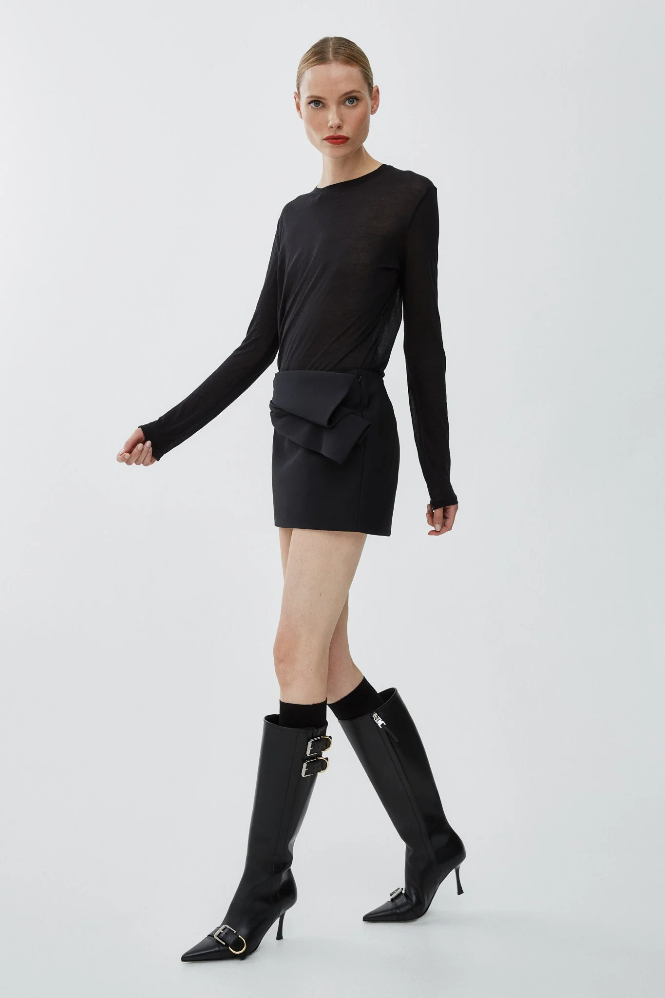Bow black mini skirt - Image 4