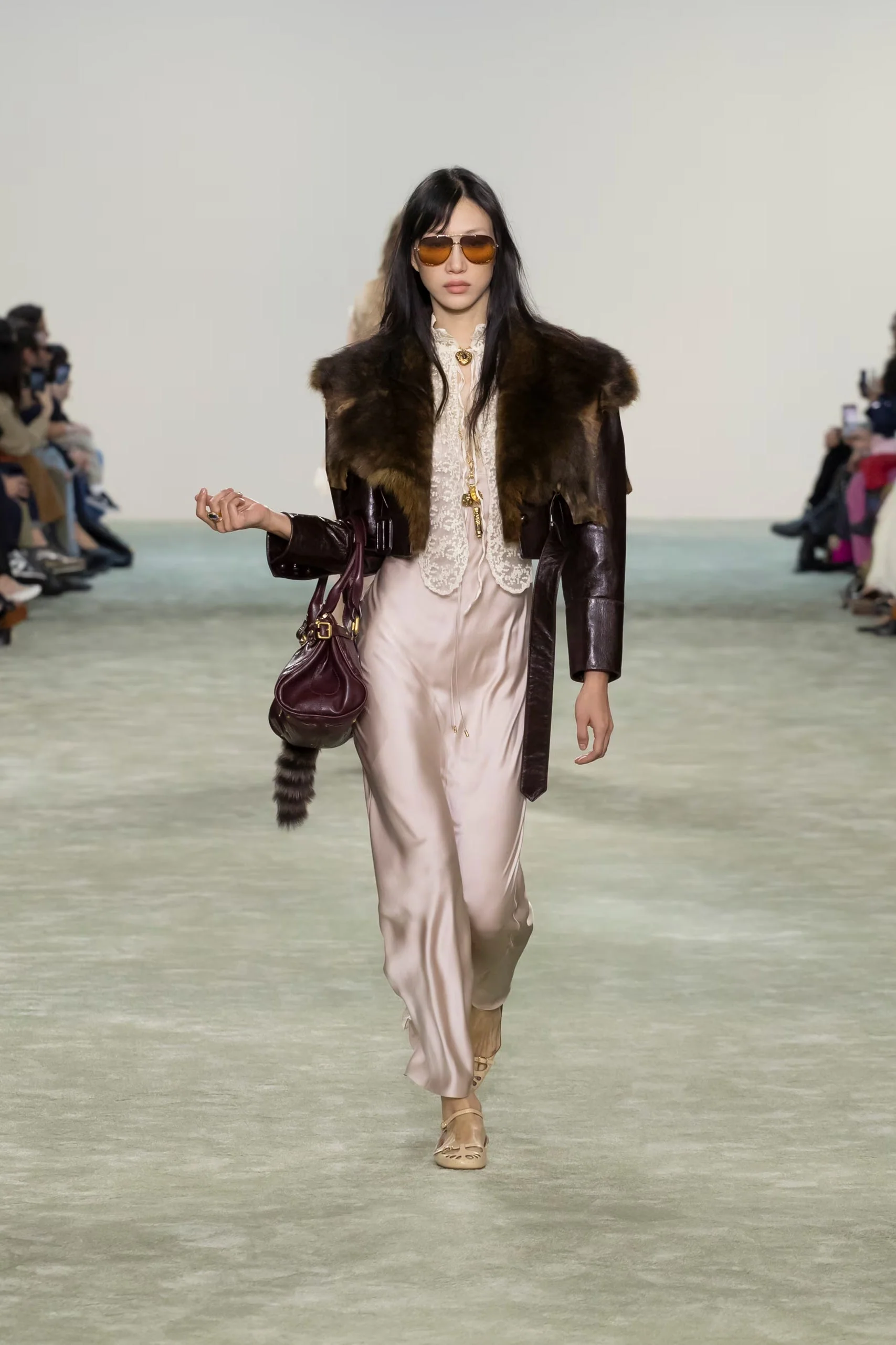 Brown cropped leather jacket - Image 2