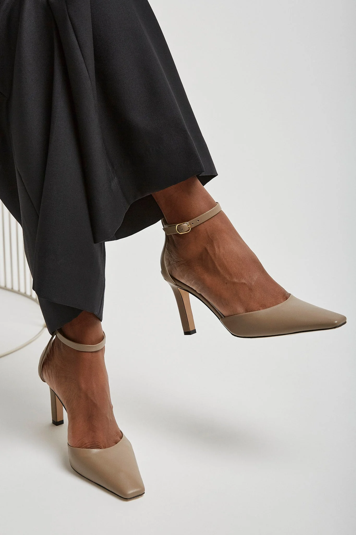 Carla 80 ankle strap pumps - Image 6