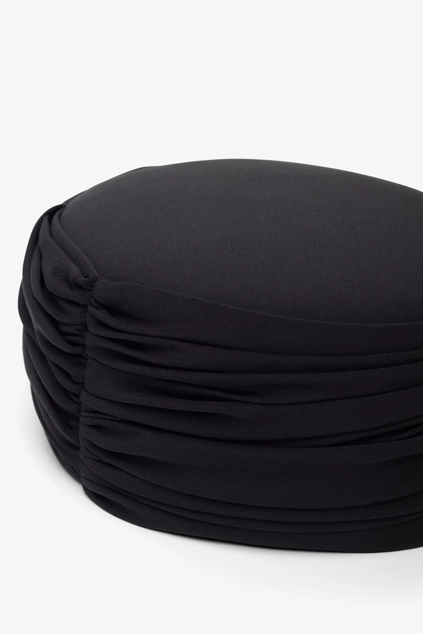 Chloe black toque - Image 4