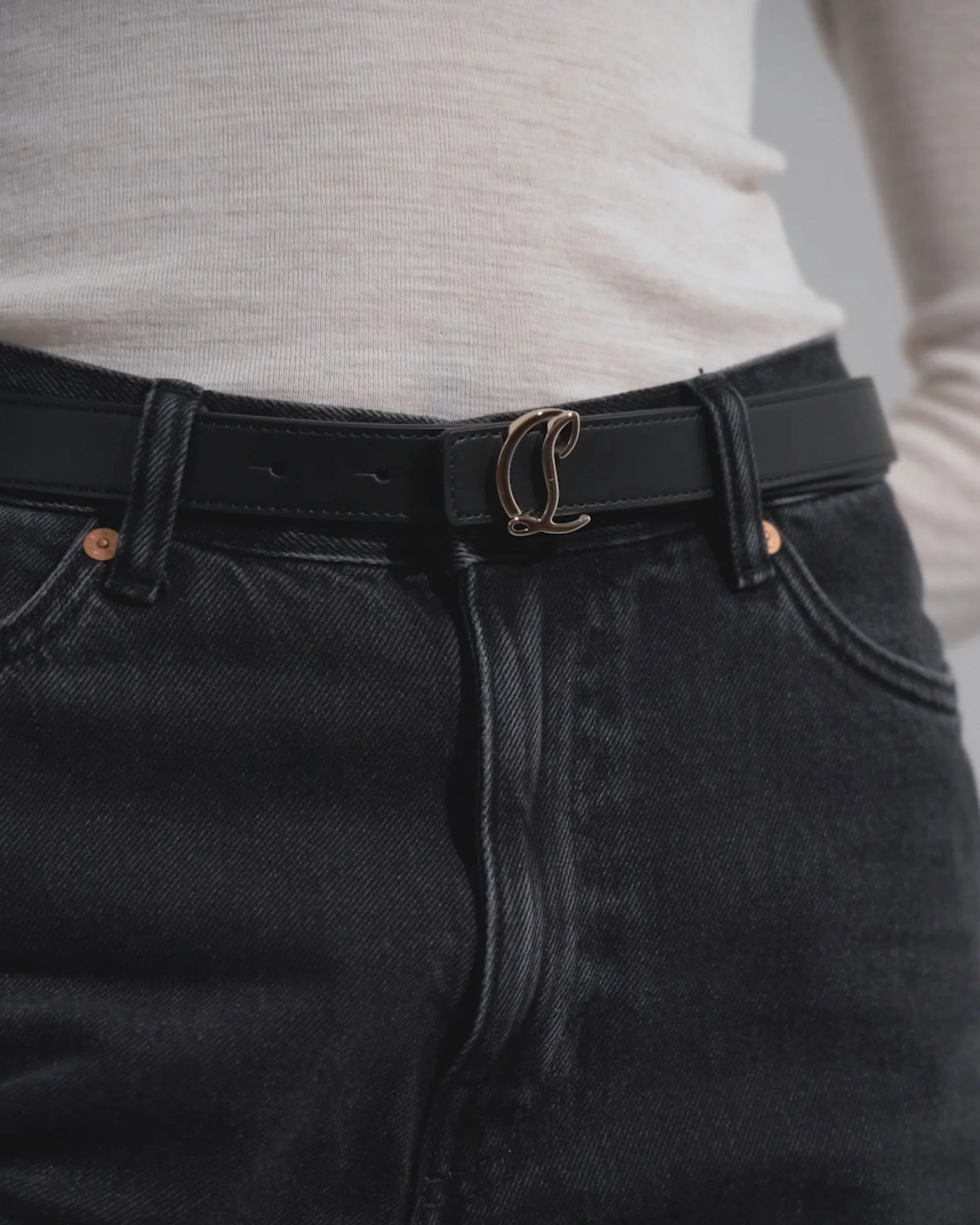 CL Logo 25mm black leather belt - Image 5