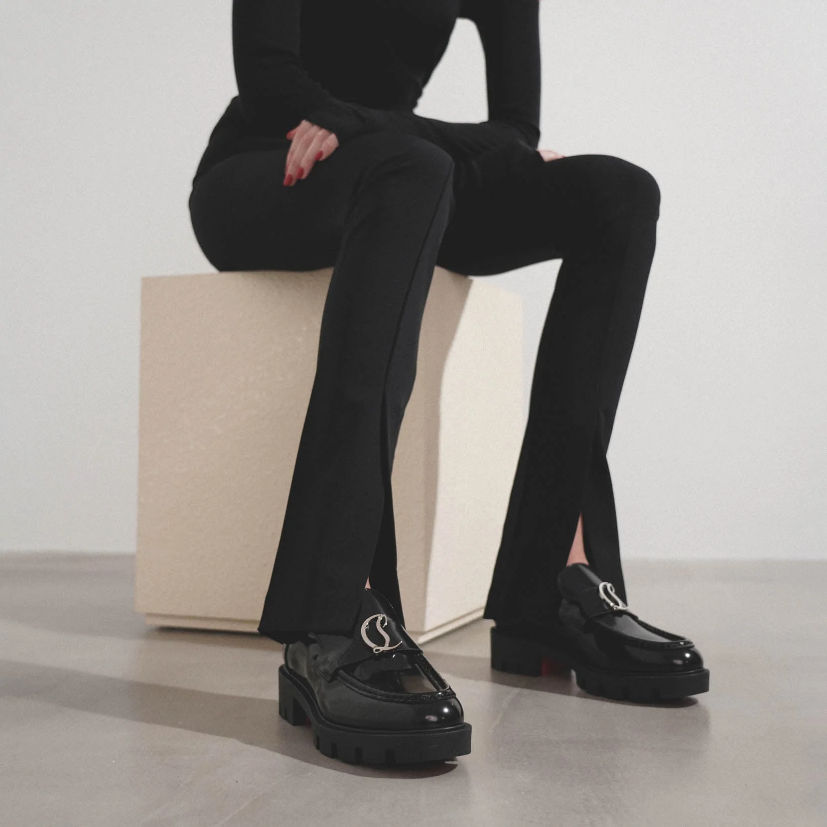CL Moc black leather flats - Image 6