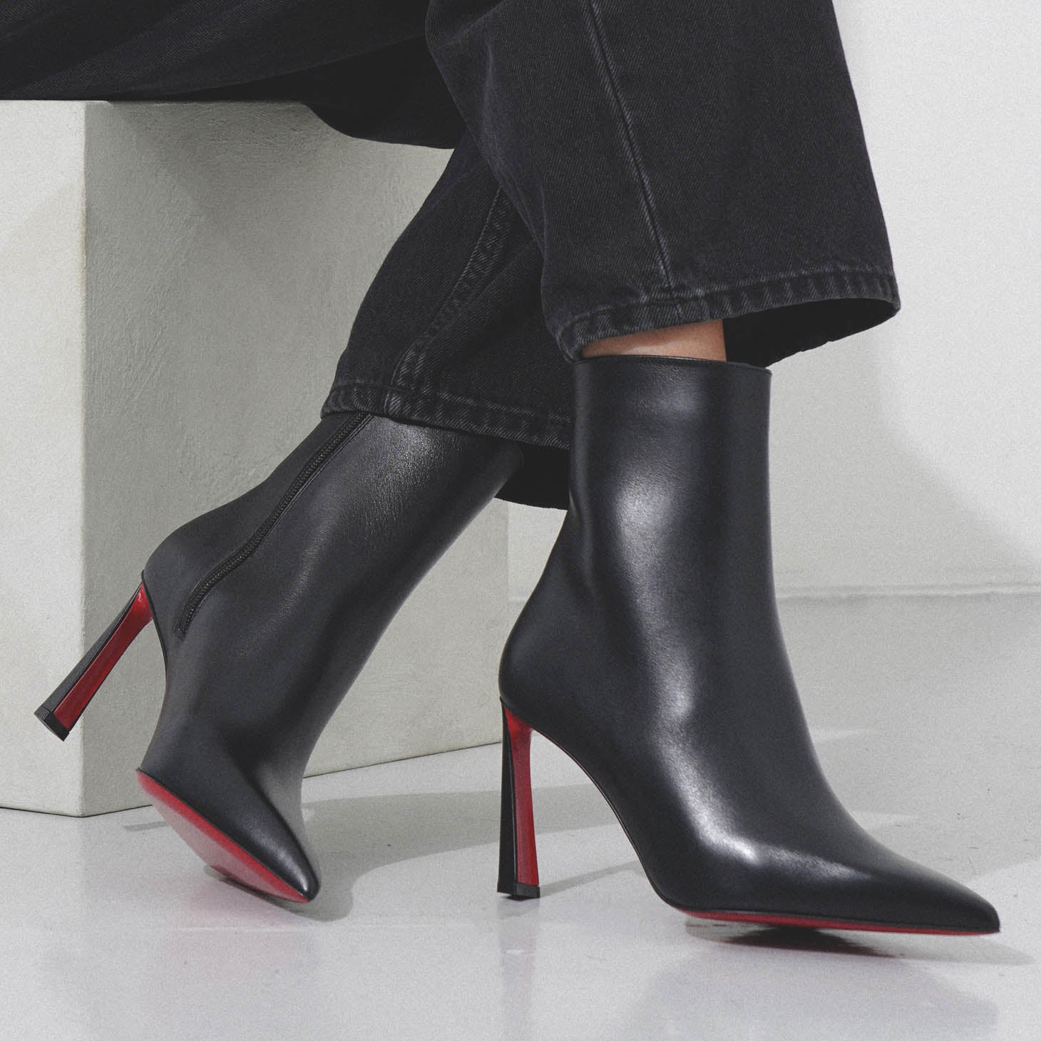 Condora Booty 85 black leather ankle boots - Image 7