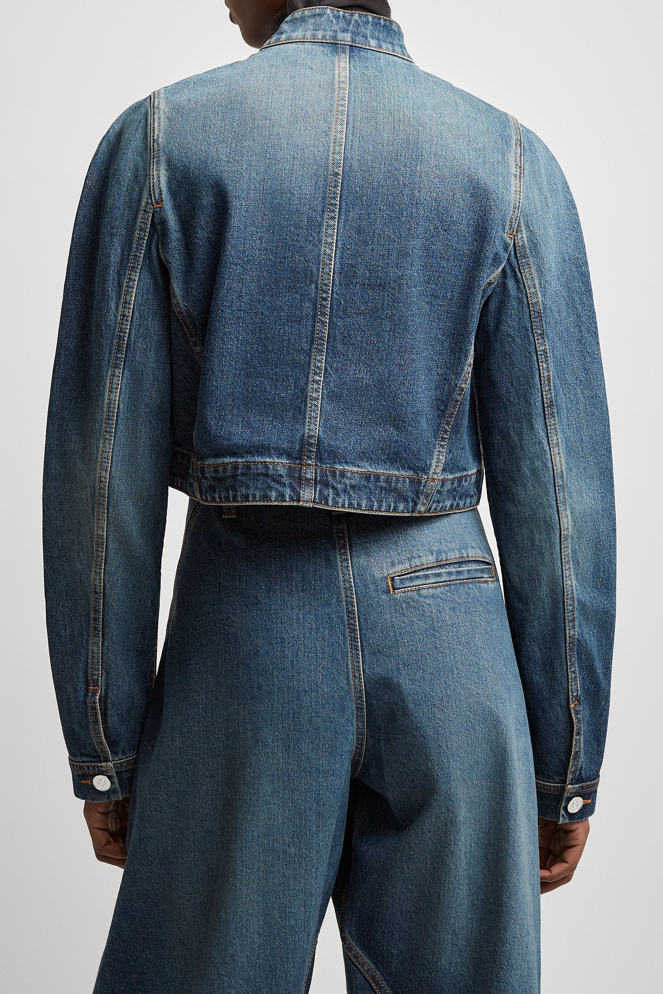 Cropped denim jacket - Image 3