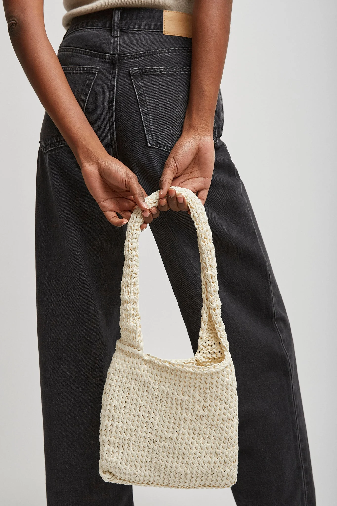Didion ivory shoulder bag - Image 6