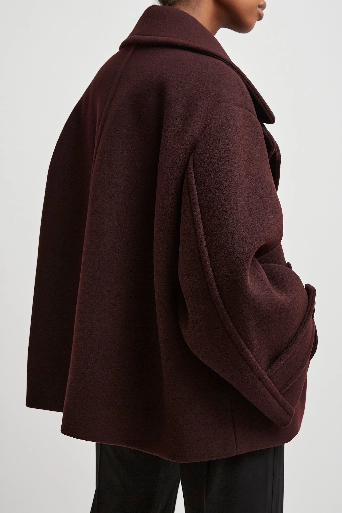 Double-breasted oversized short coat - Image 3