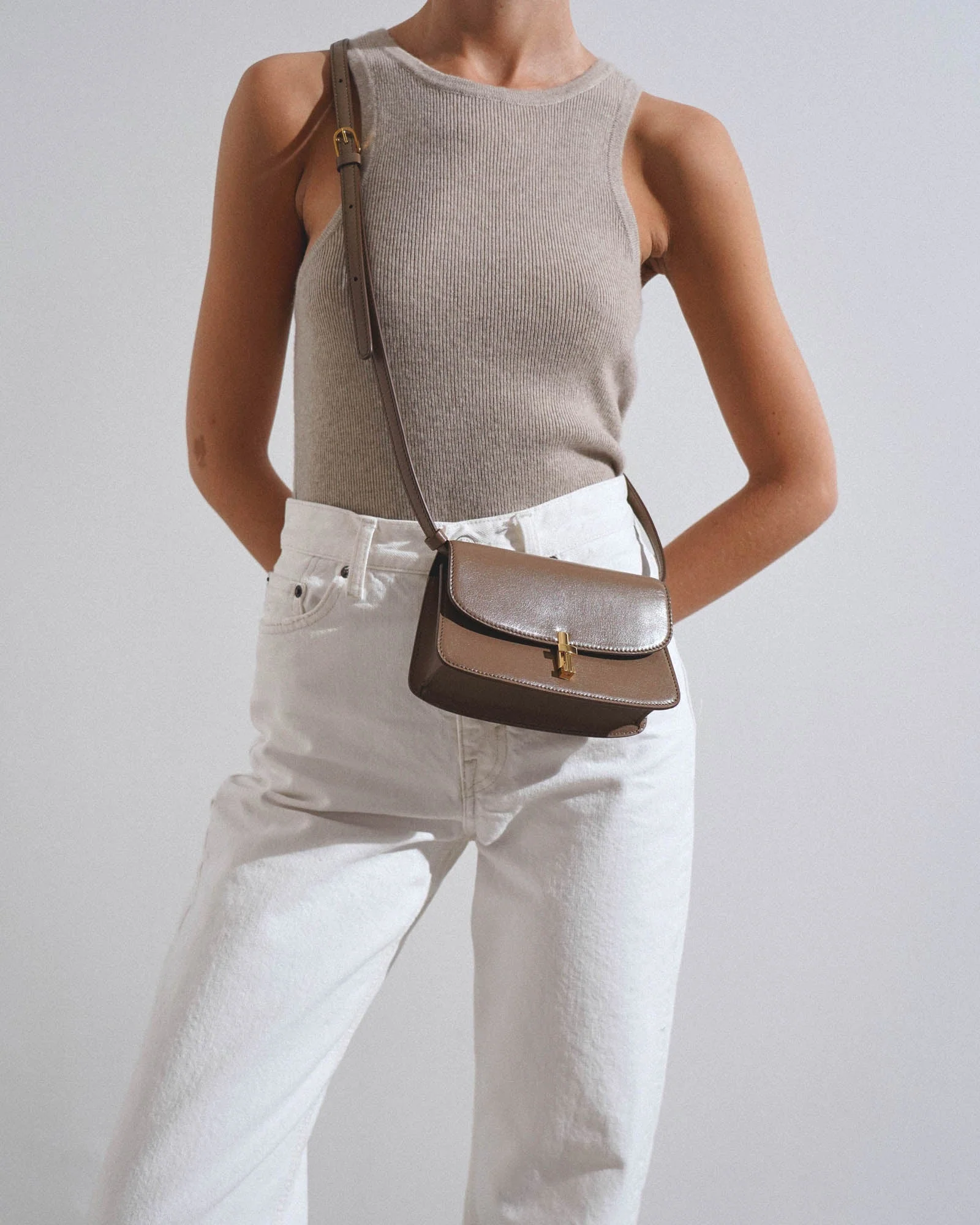 E/W Sofia brown crossbody bag - Image 2