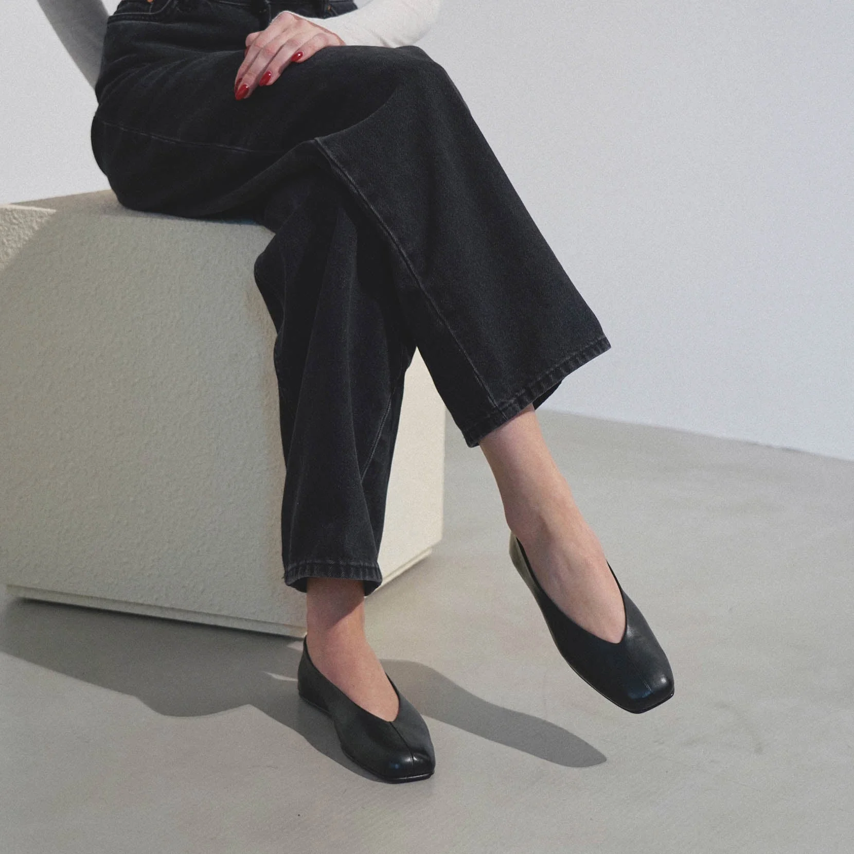 Eva Two black ballerinas - Image 6