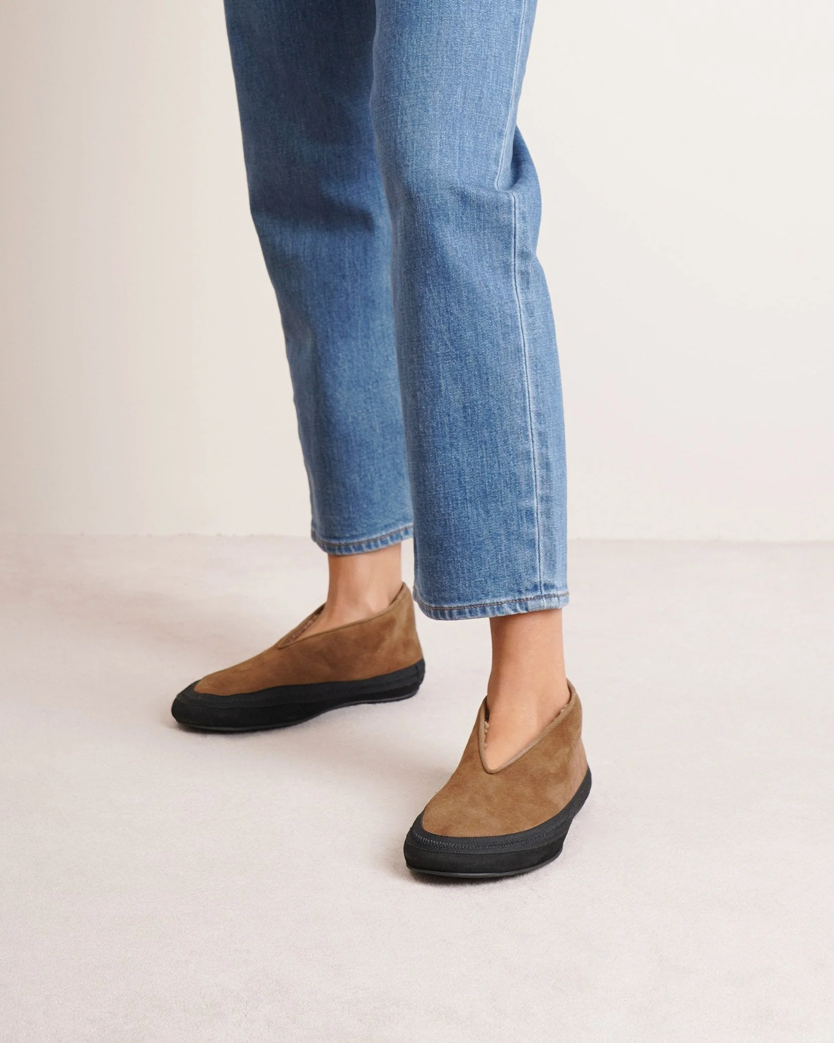 Fairy brown shearling flat shoes - Image 2