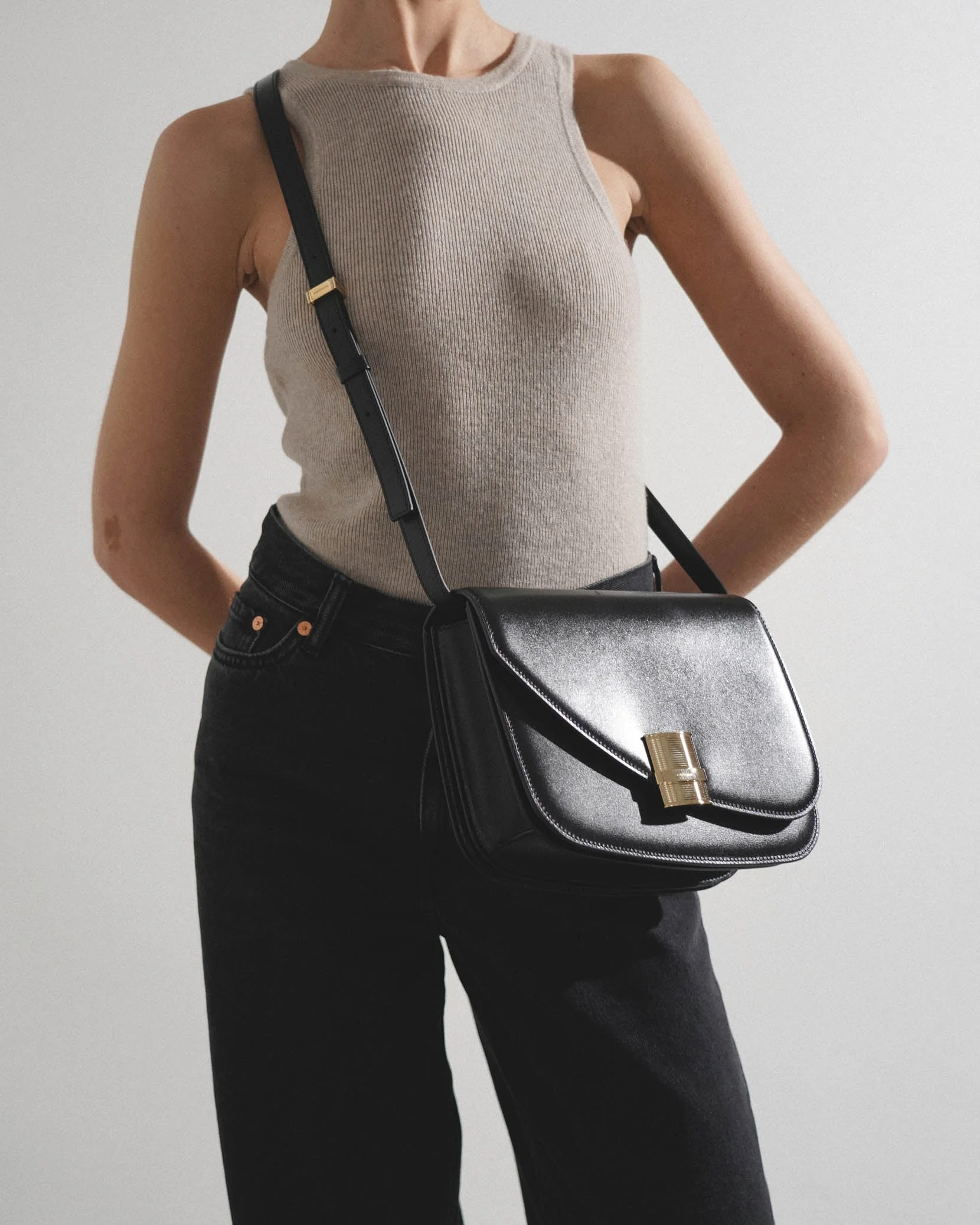 Fiamma medium black bag - Image 2