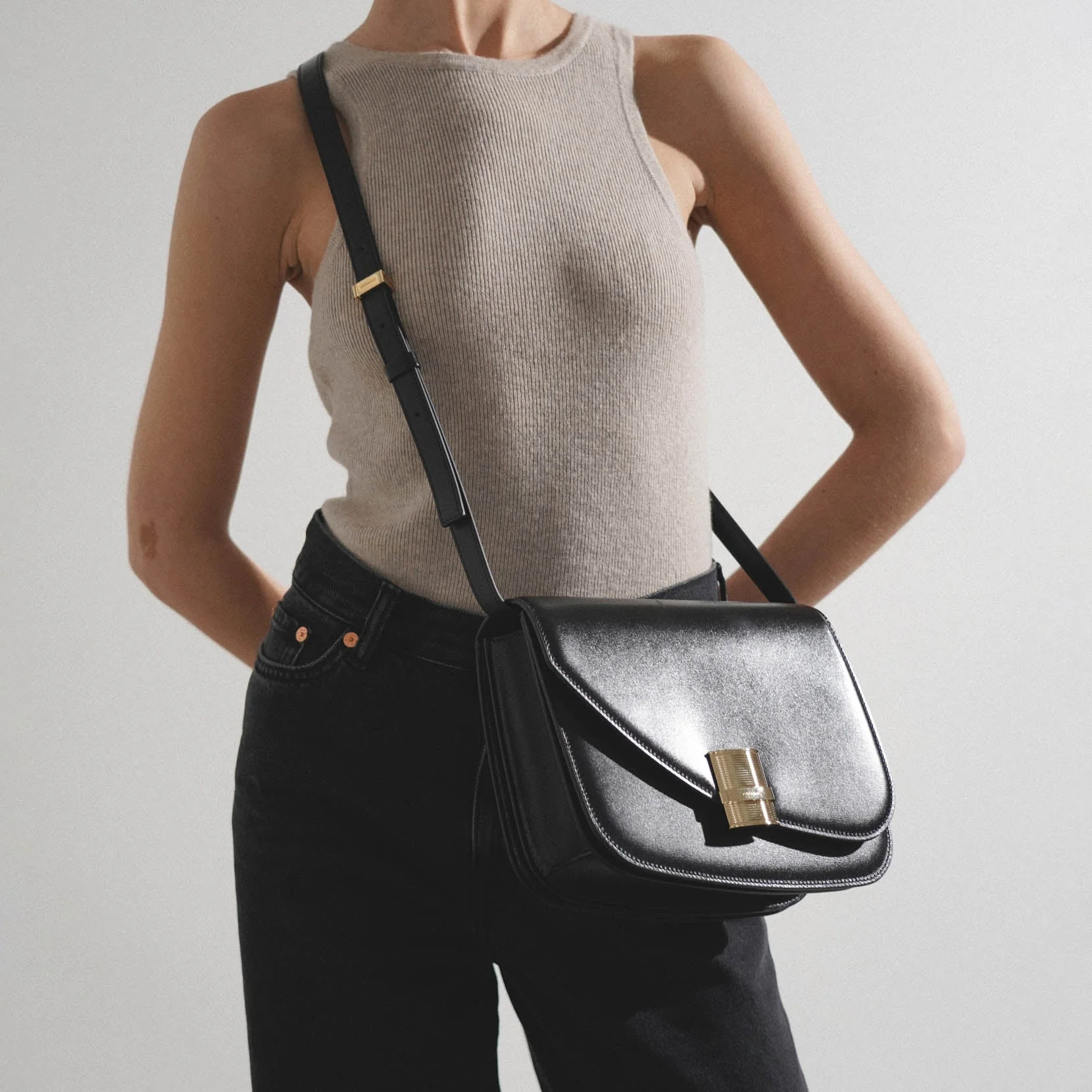 Fiamma medium black bag - Image 7