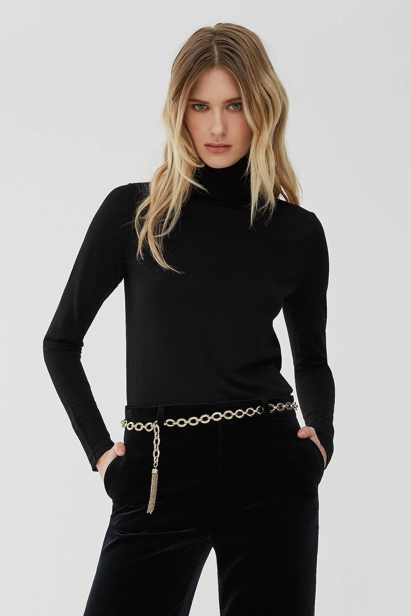 Fitted wool knit turtleneck - Image 2