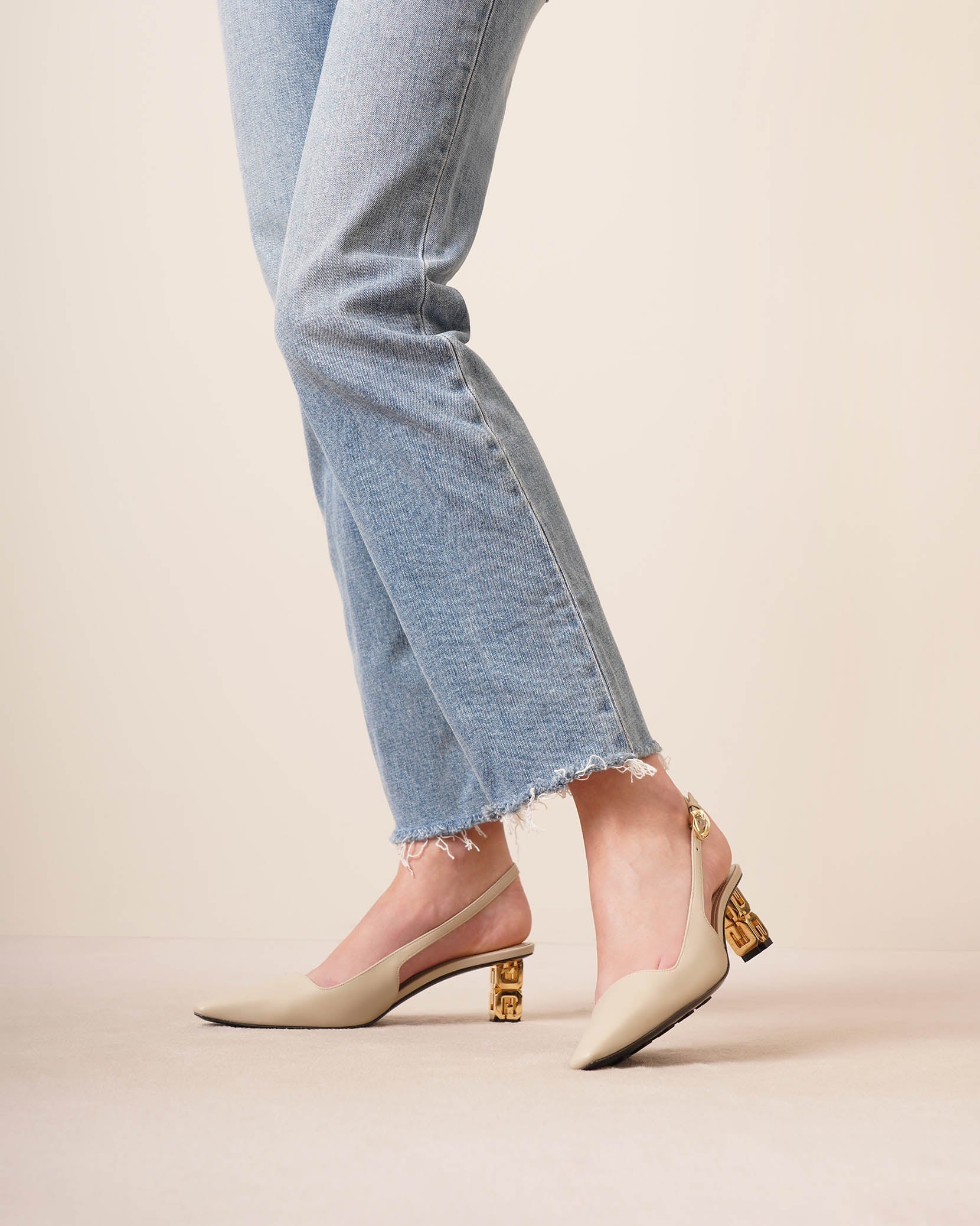 G Cube 50 beige slingback pumps - Image 2