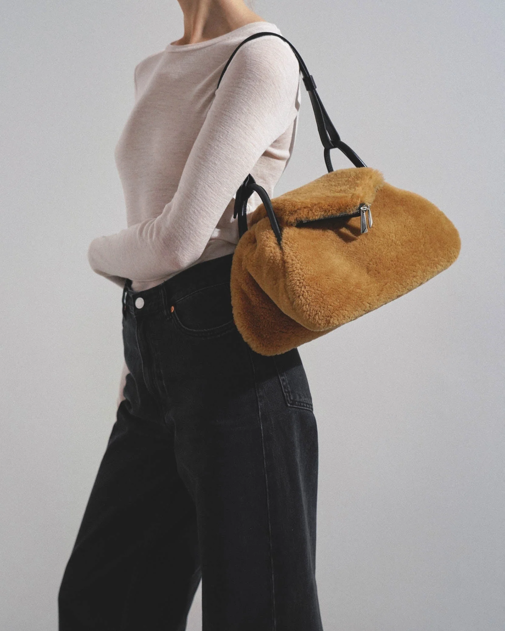 Gemini beige shearling bag - Image 2
