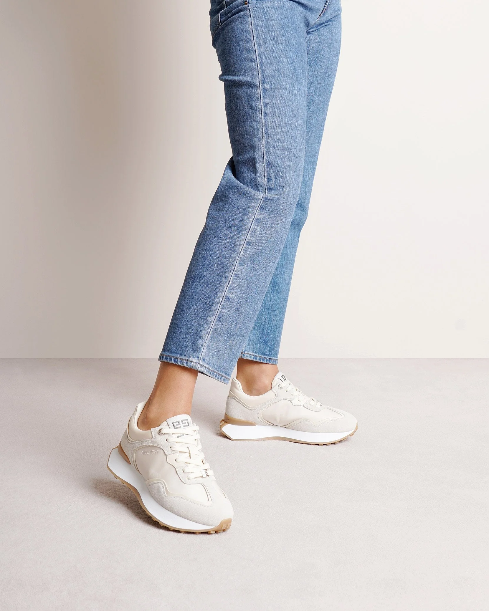 Giv runner off white sneakers - Image 2