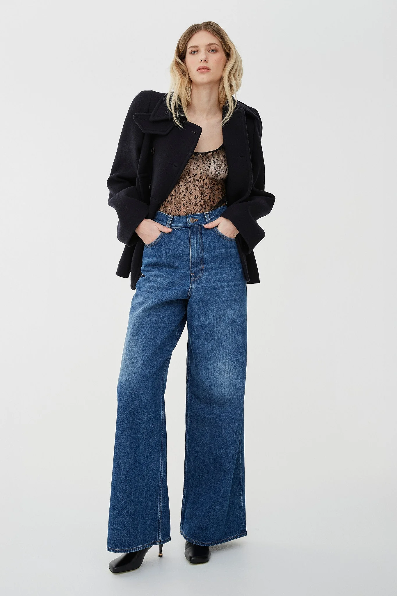 High-rise wide leg jeans - Image 2