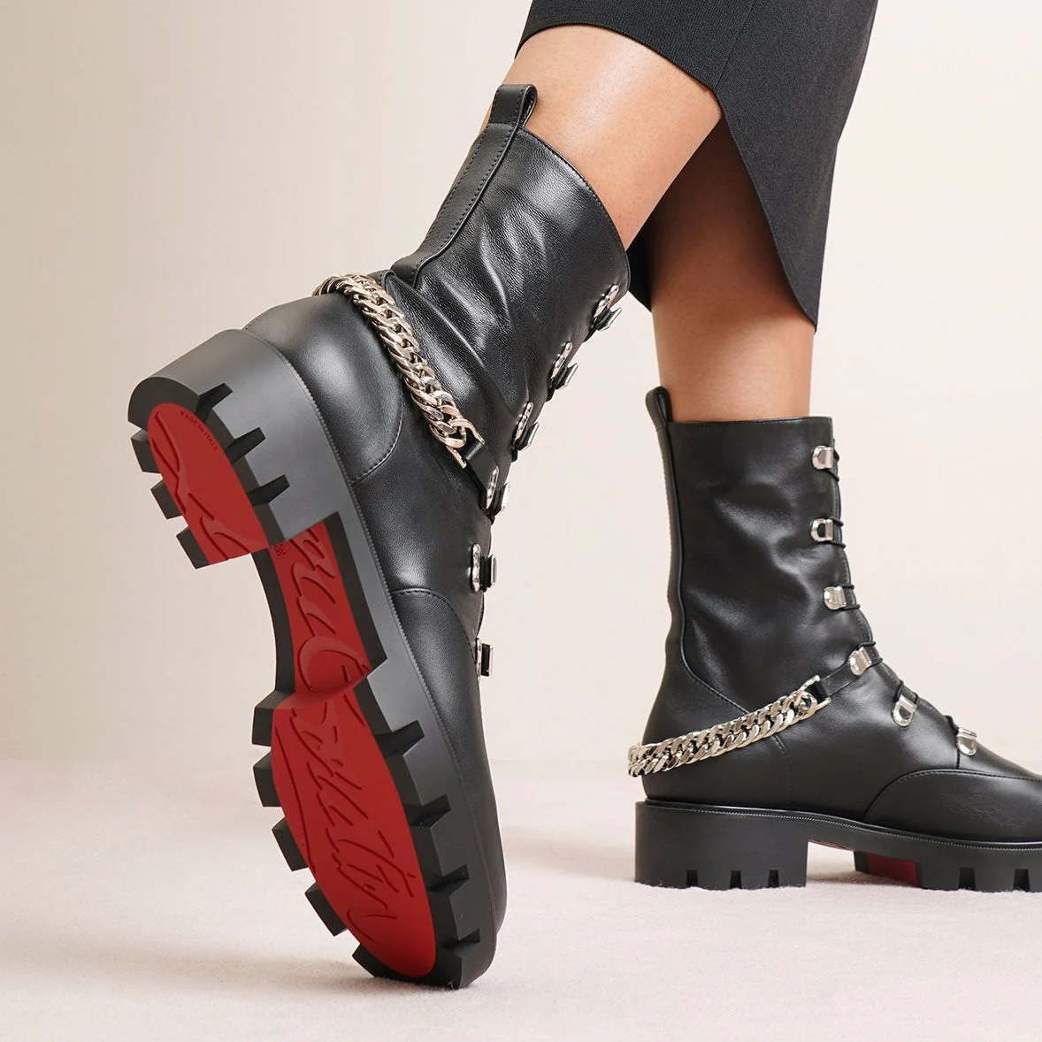 Horse flat leather ankle boots - Image 6