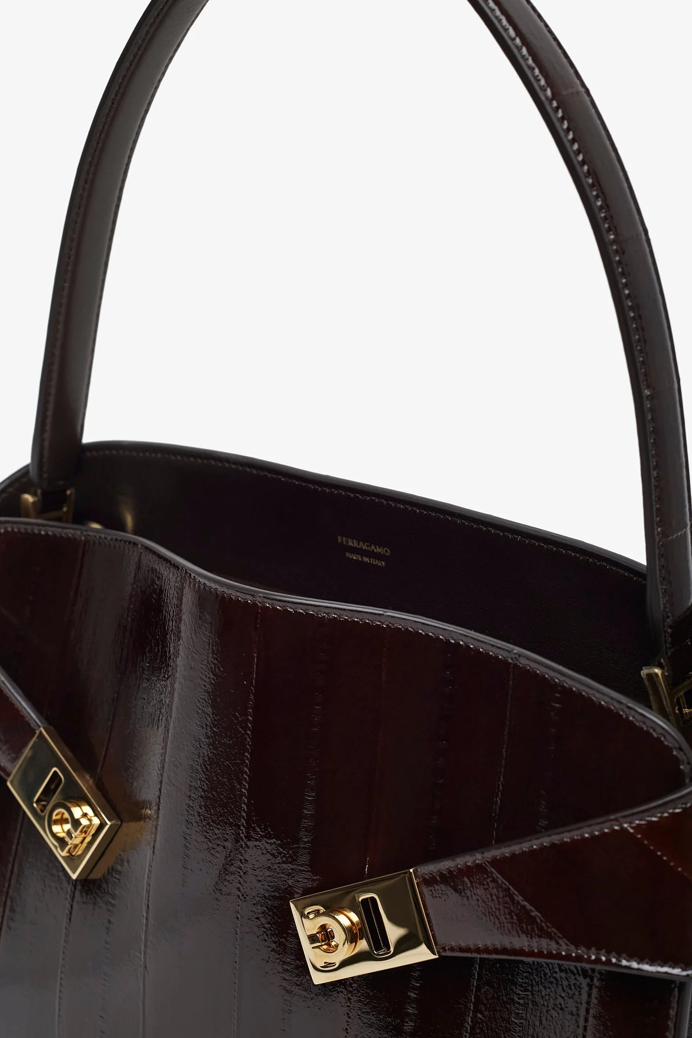 Hug M brown eel shoulder bag - Image 4