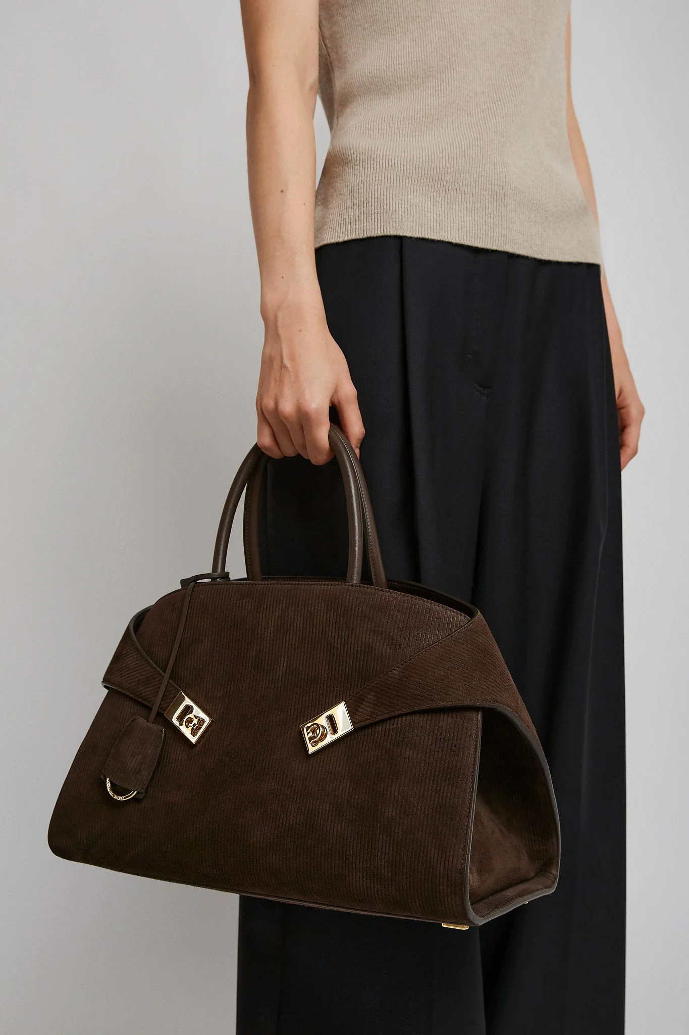 Hug M brown suede top handle bag - Image 2