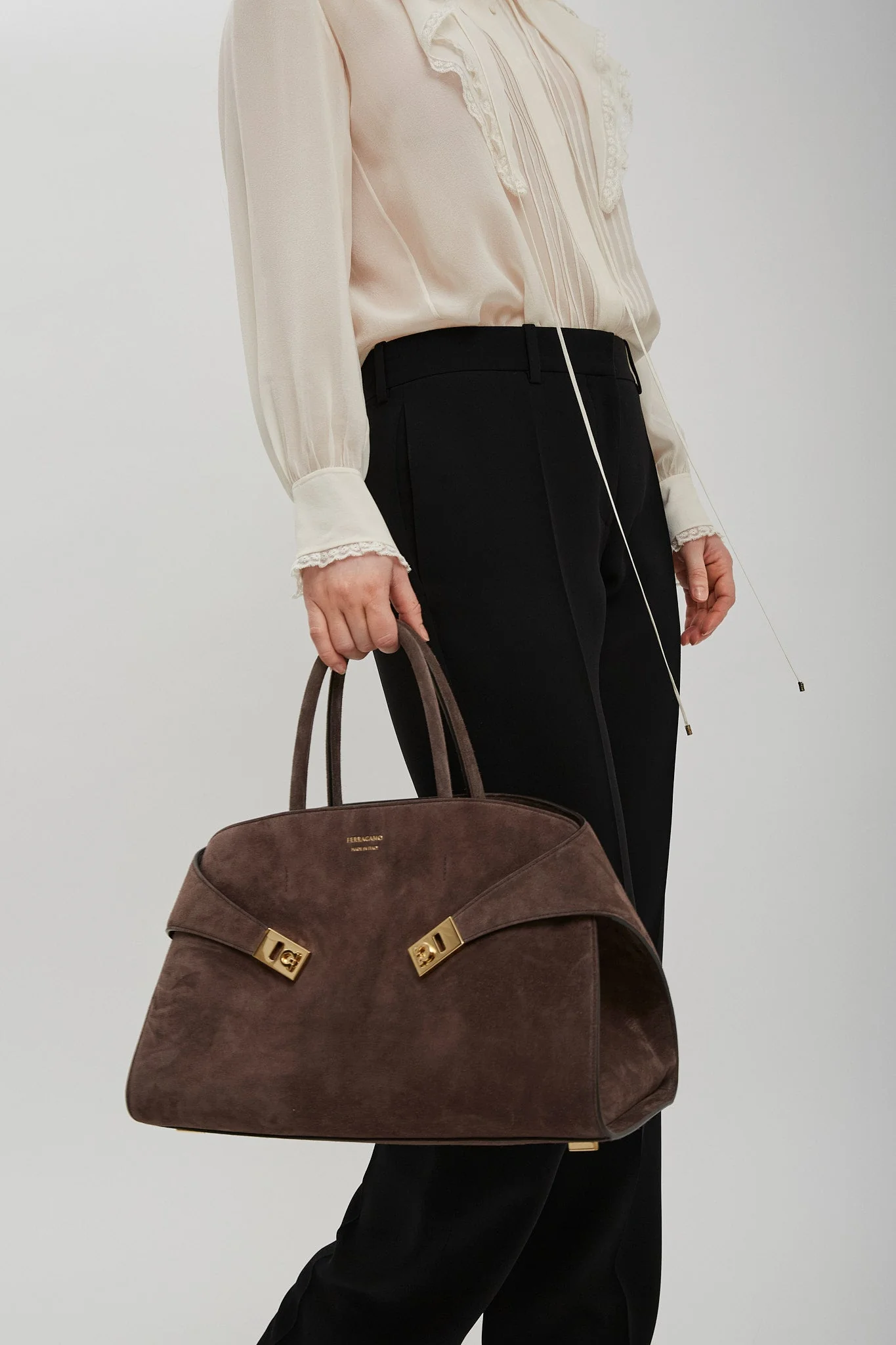Hug medium dark brown top handle bag - Image 5