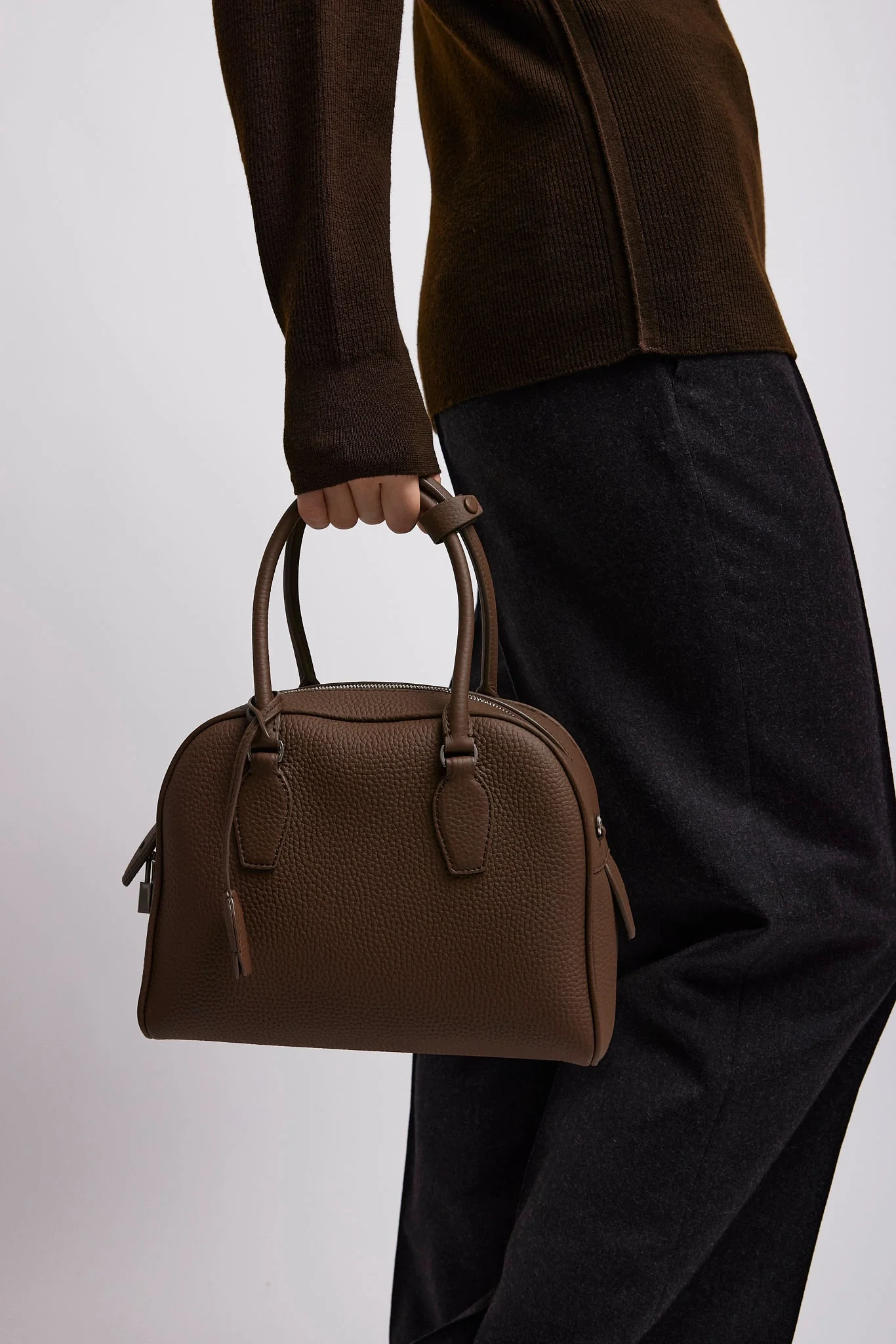 India 10.00 dark olive leather bag - Image 2