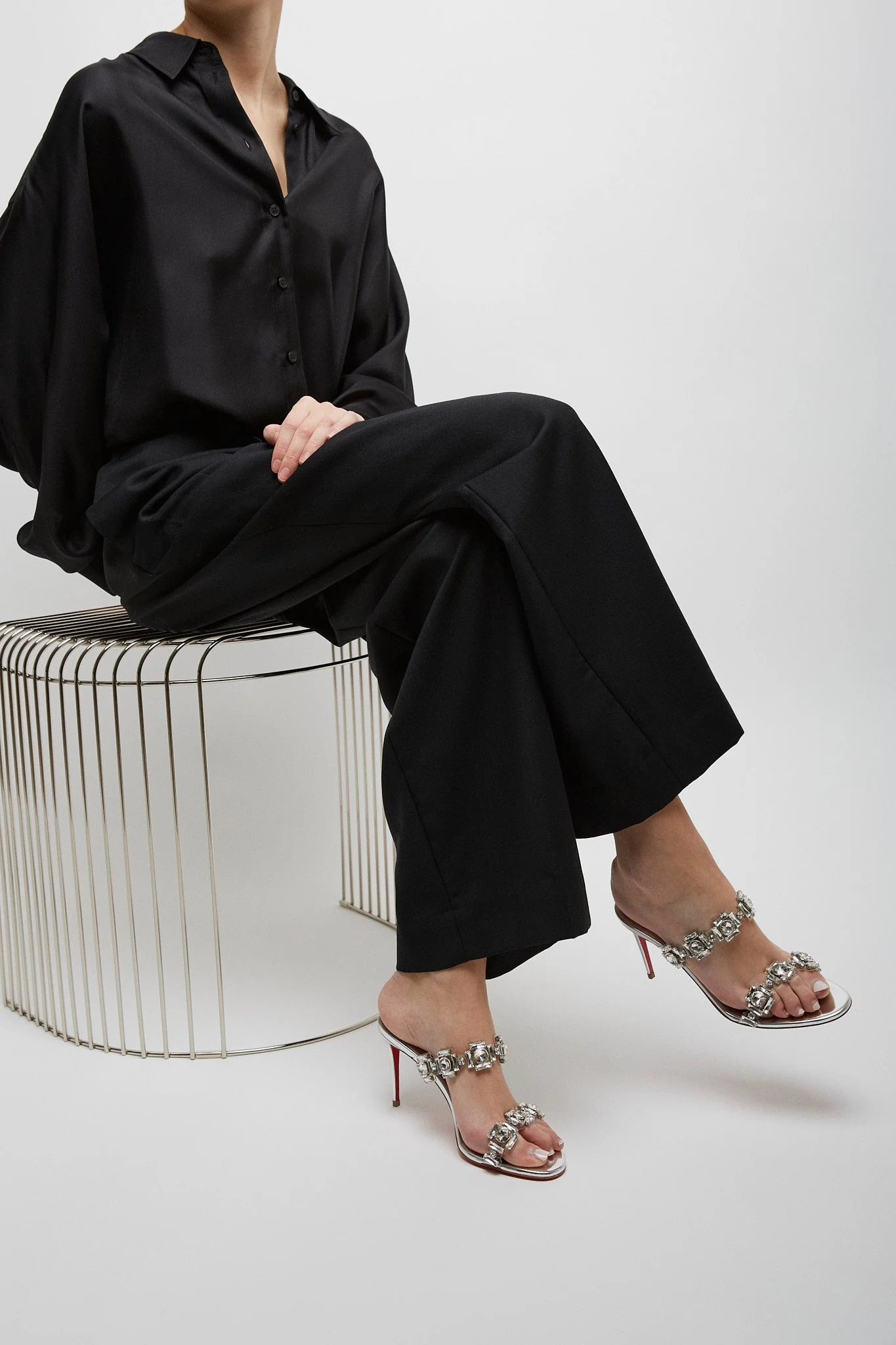 Just jewel 85 silver mules - Image 2