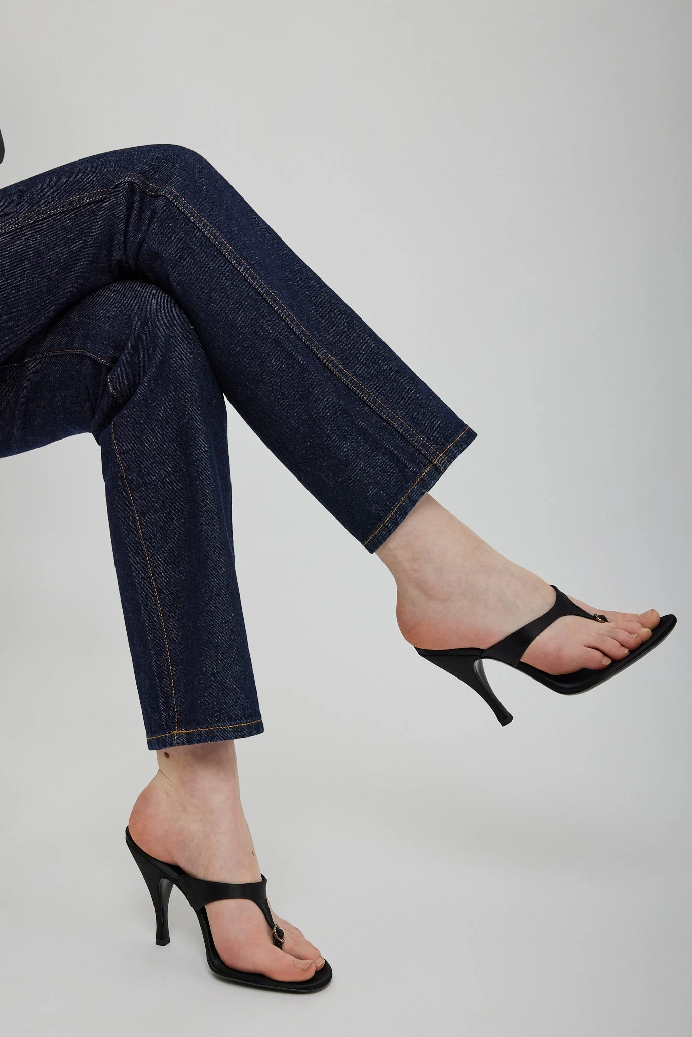 Kiss and Tell 100 black satin mule sandals - Image 2
