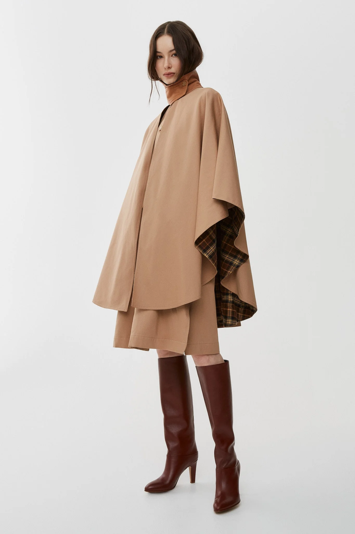 Knee-length cape in organic cotton gabardine - Image 7