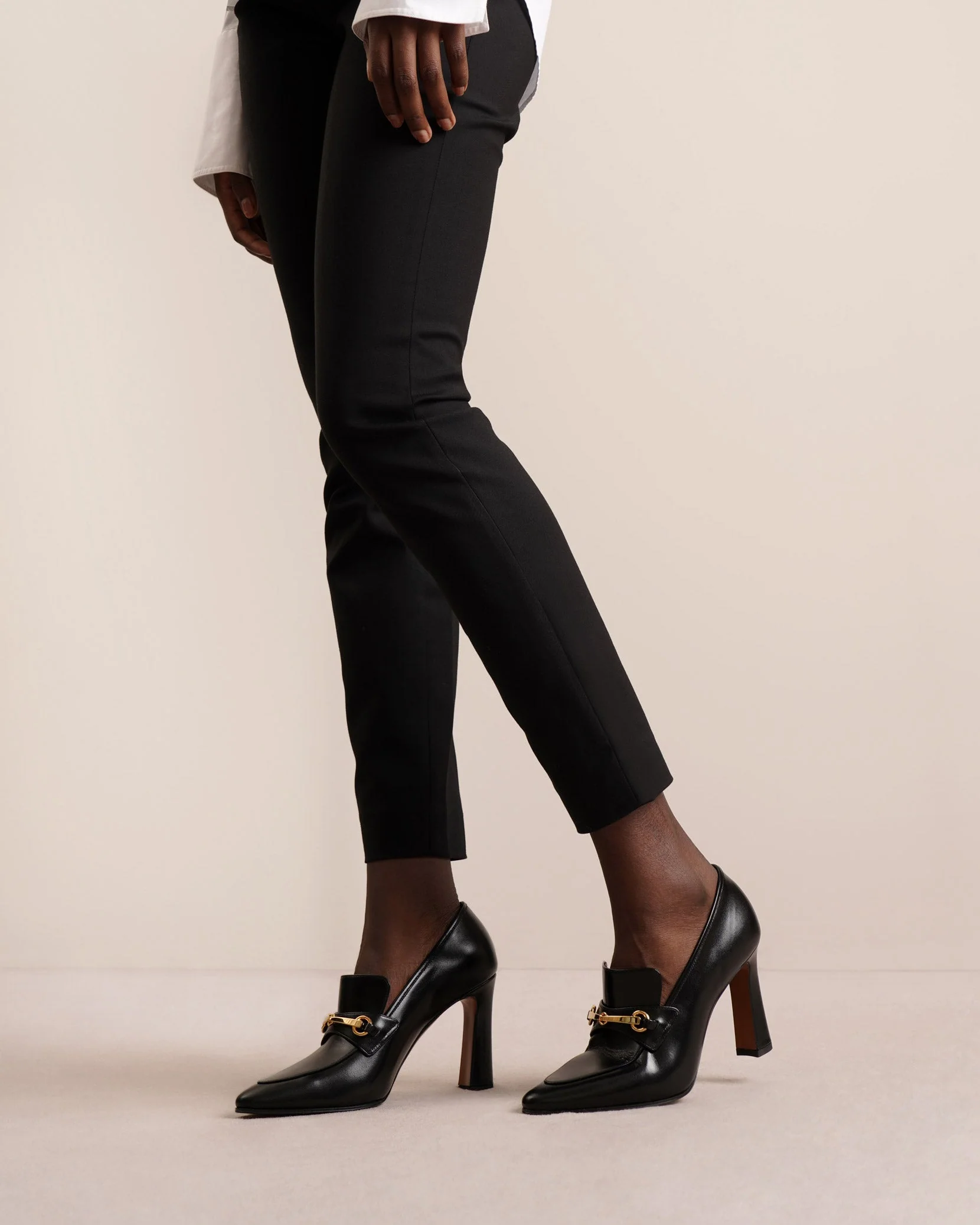 Lady black leather loafers - Image 2