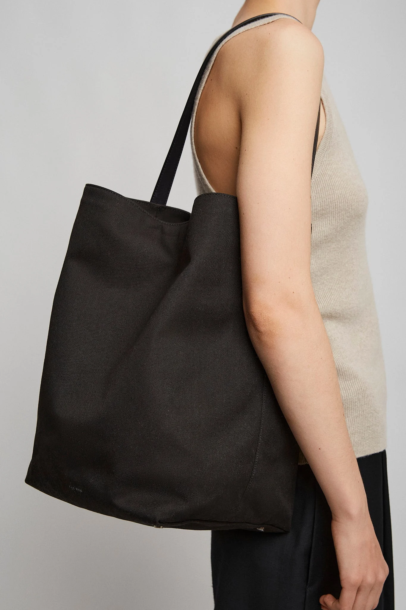 Large N/S black canvas tote bag - Image 5