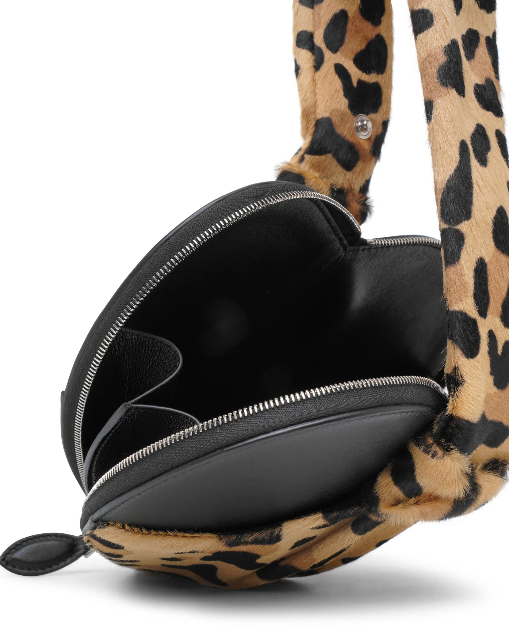 Le Cache Coeur leopard bracelet bag - Image 5