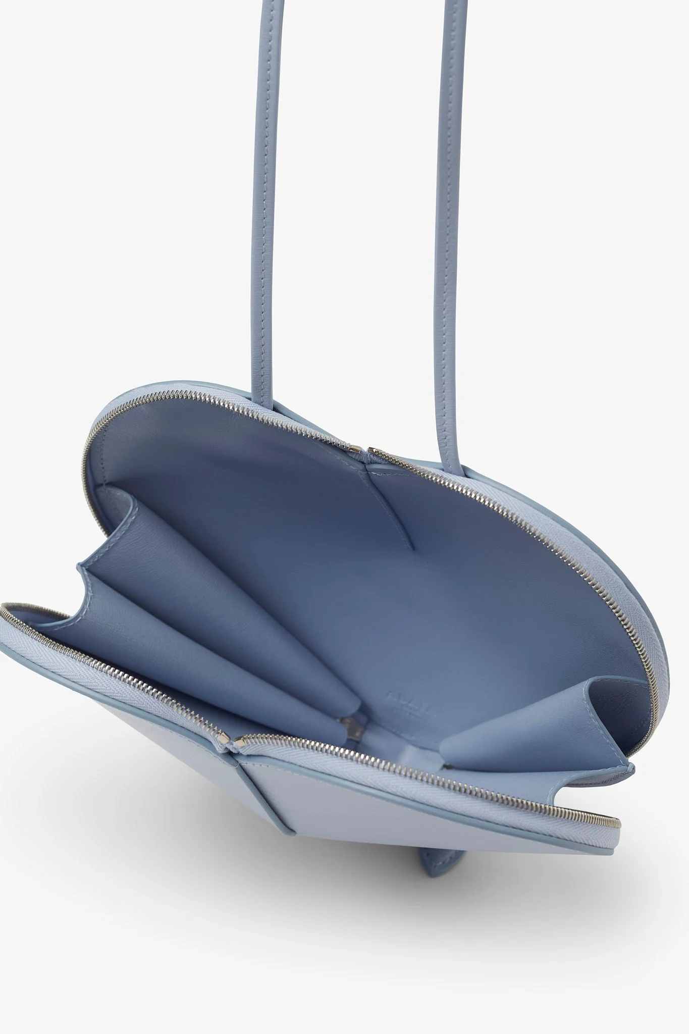 Le Coeur light blue leather crossbody bag - Image 4