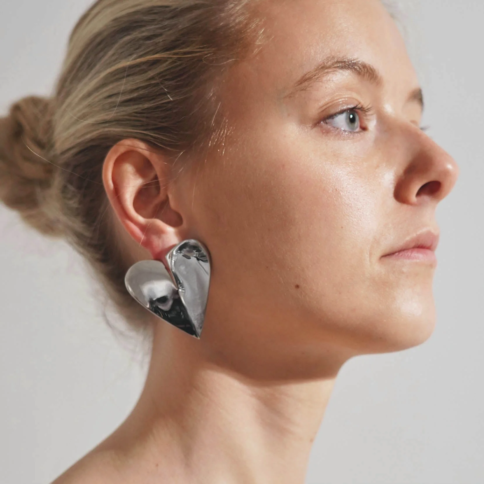 Le Coeur torn earrings - Image 6