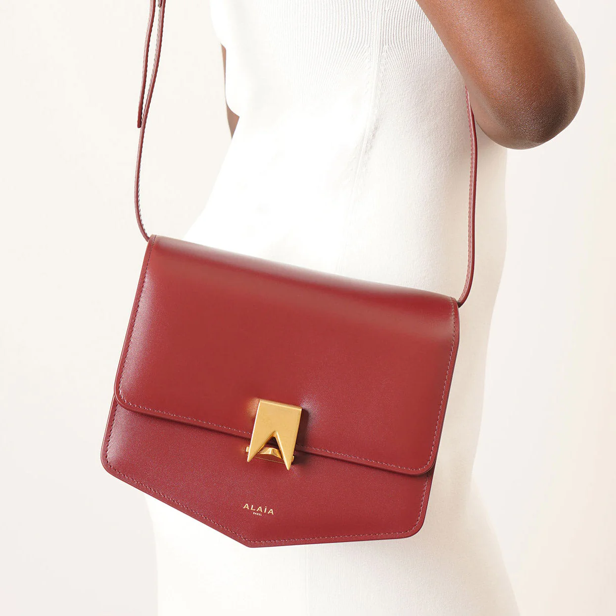 Le Papa medium dark red leather bag - Image 7