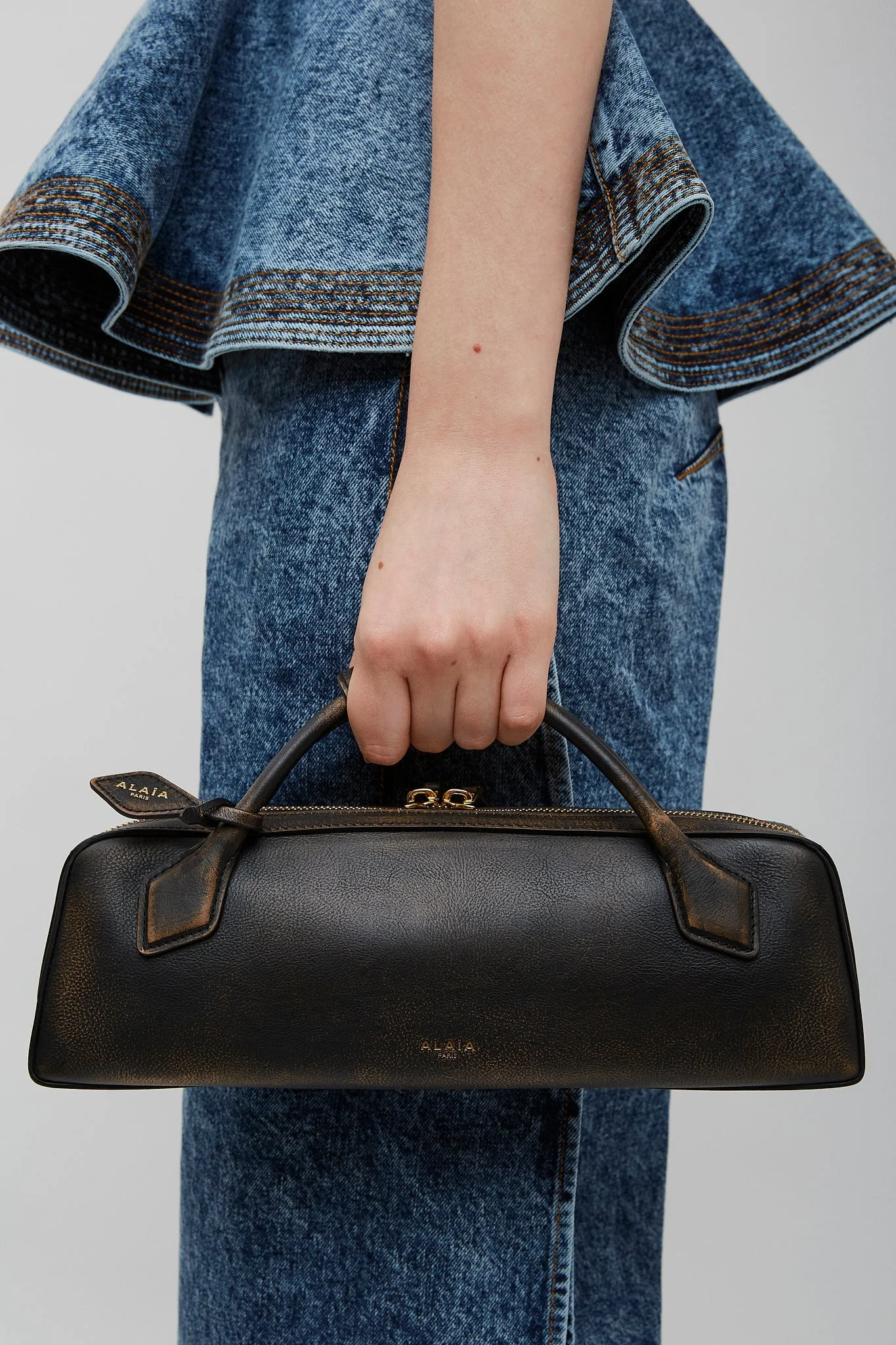 Le Teckel ebony black clutch - Image 5