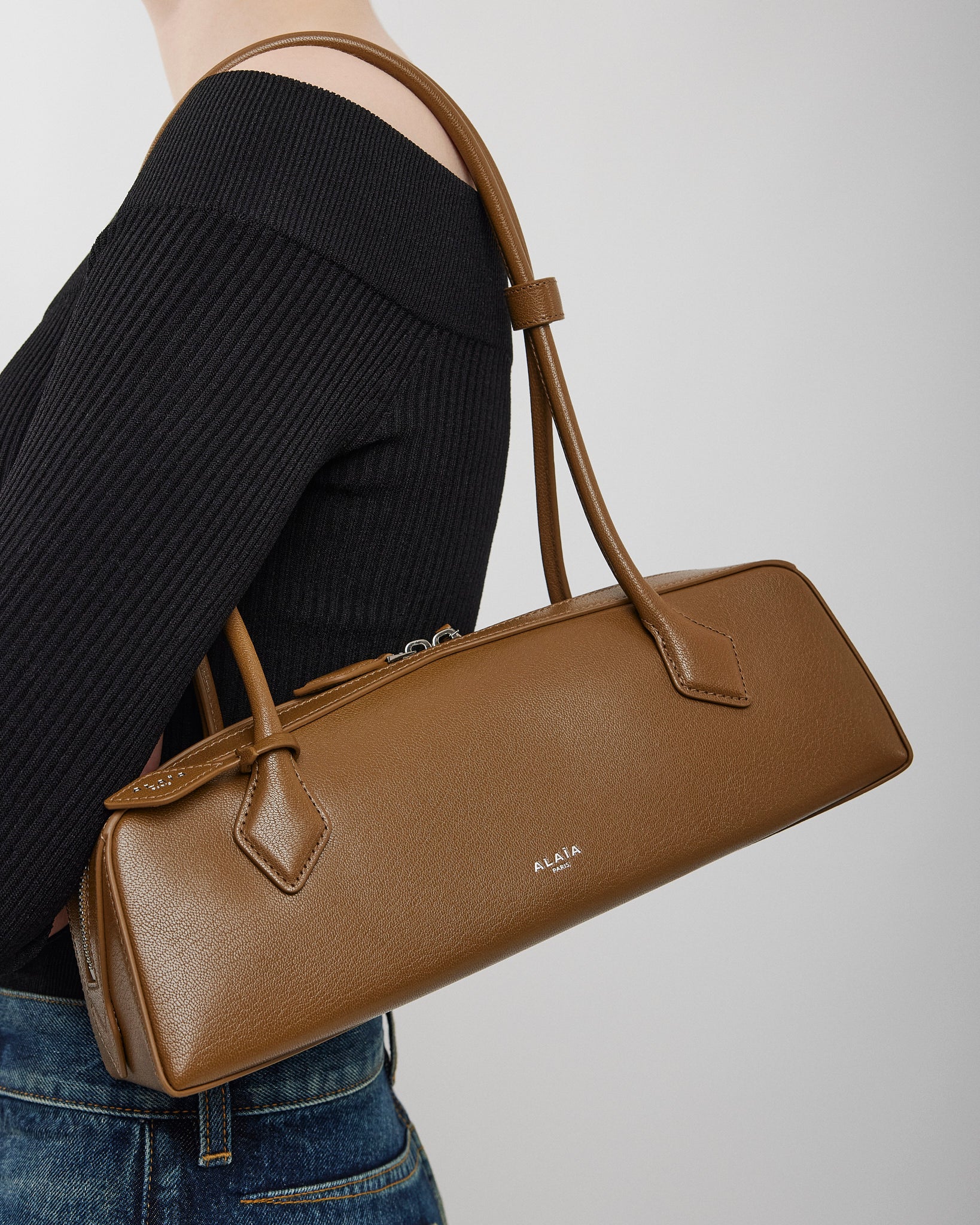 Le Teckel Medium khaki green bag - Image 2