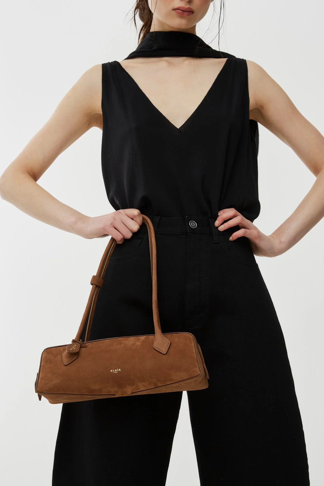 Le Teckel Medium light brown suede bag - Image 5