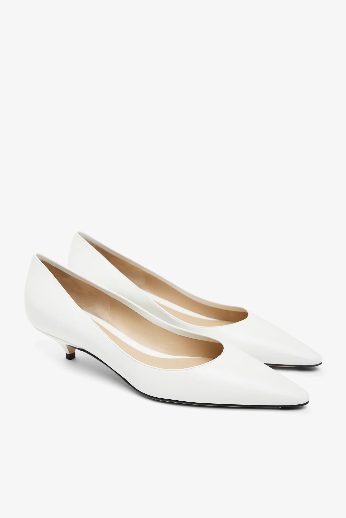 Liisa Kitten Two white pumps - Image 4