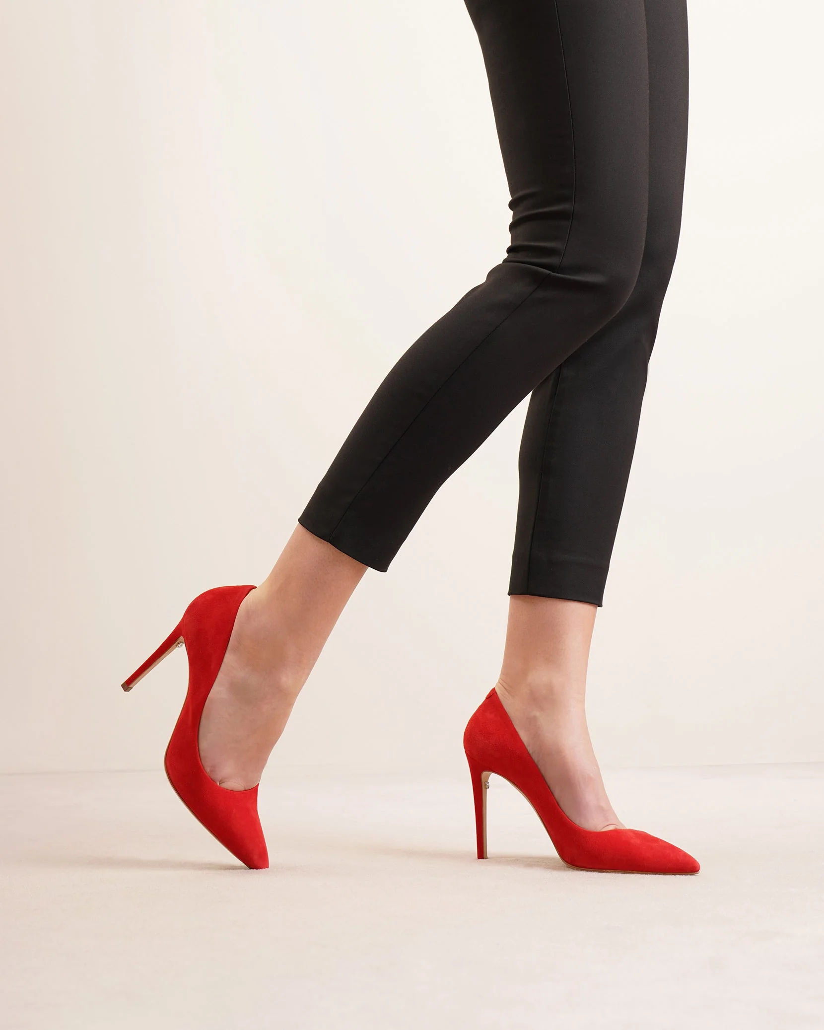 Lipstick 105 suede pumps - Image 2