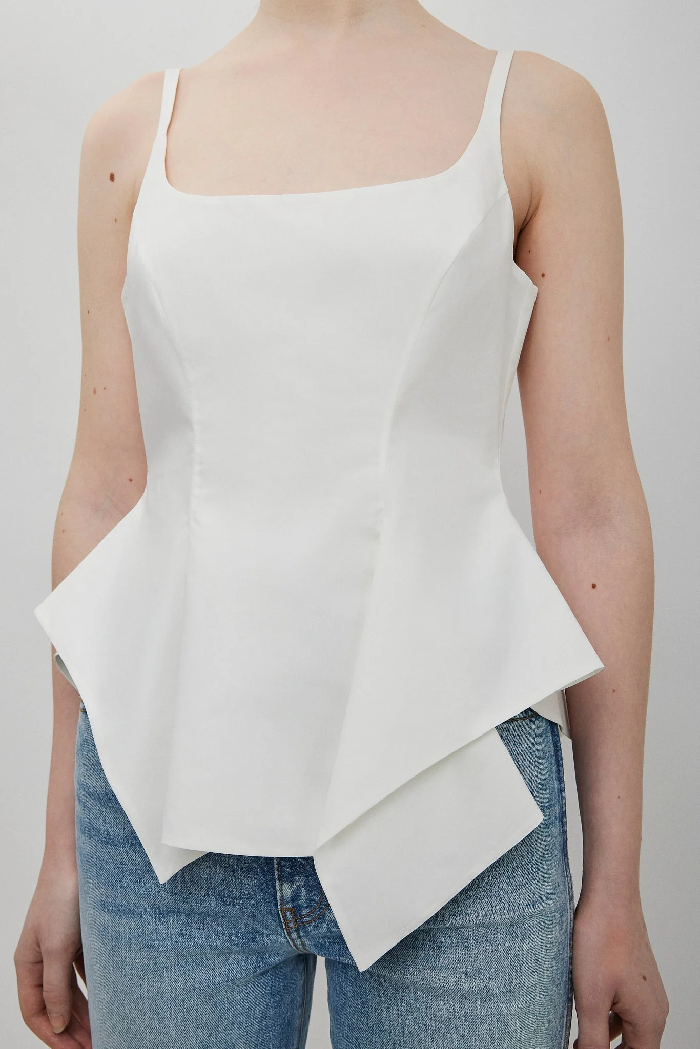 Loa white top - Image 2
