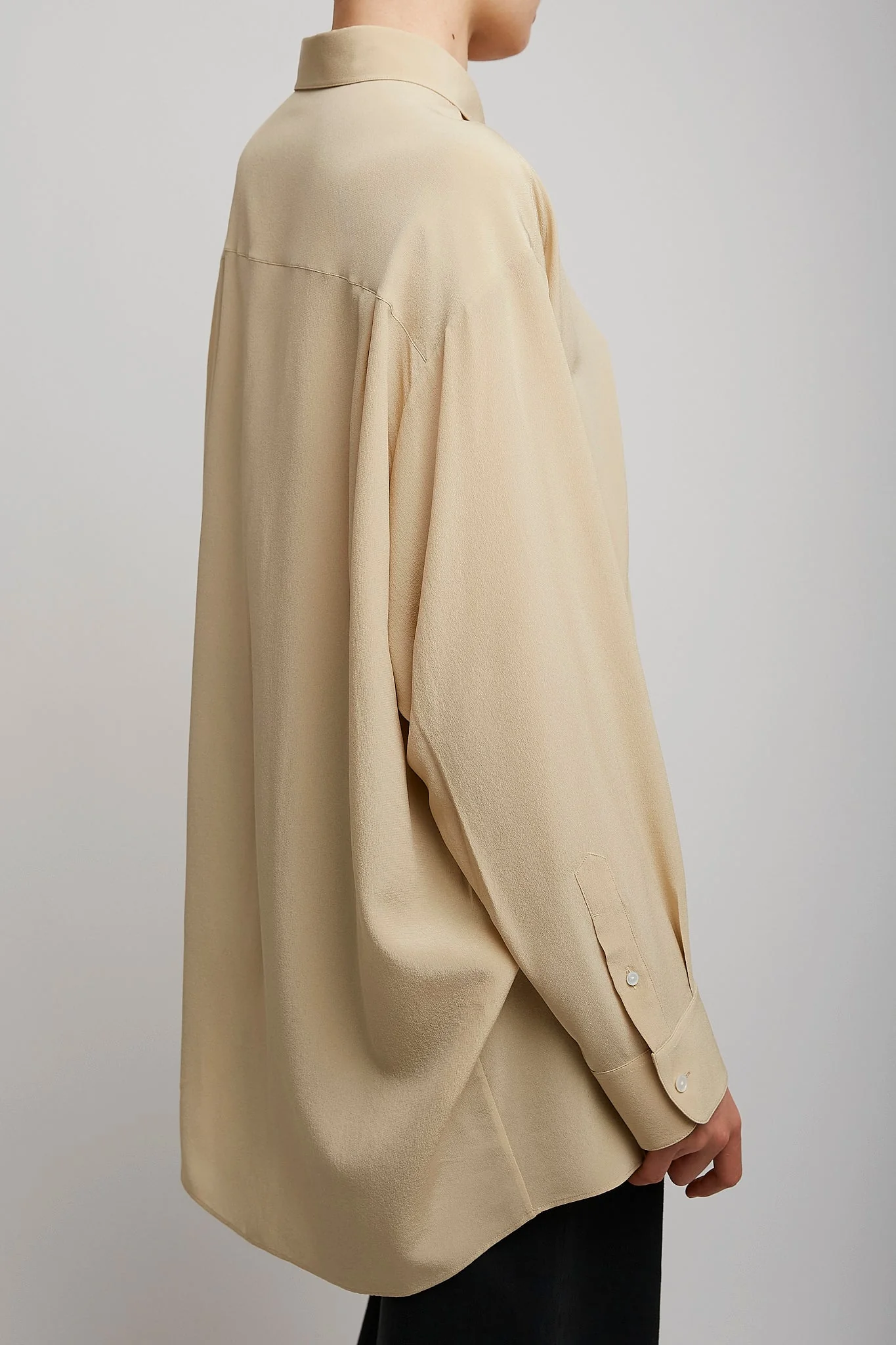 Luka butter beige silk shirt - Image 3