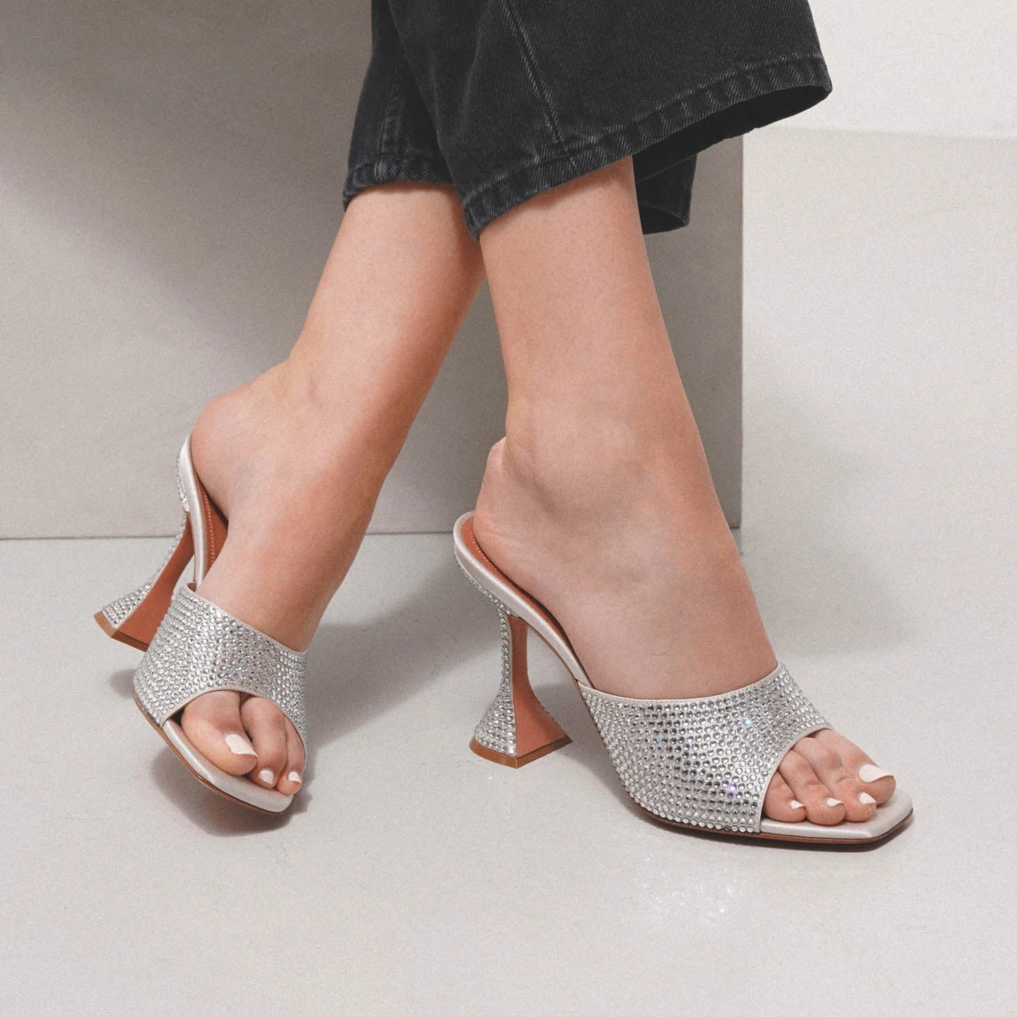 Lupita 95 crystal silver mules - Image 6